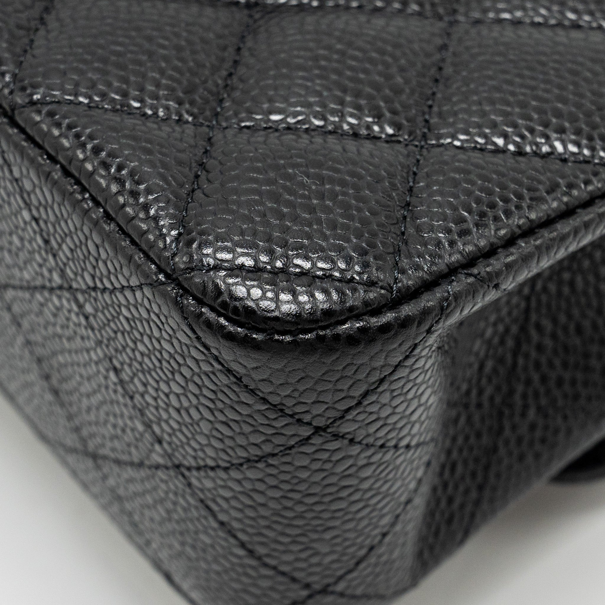 CHANEL MEDIUM CLASSIC DOUBLE FLAP BAG CAVIAR BLACK GHW (MICROCHIP)
