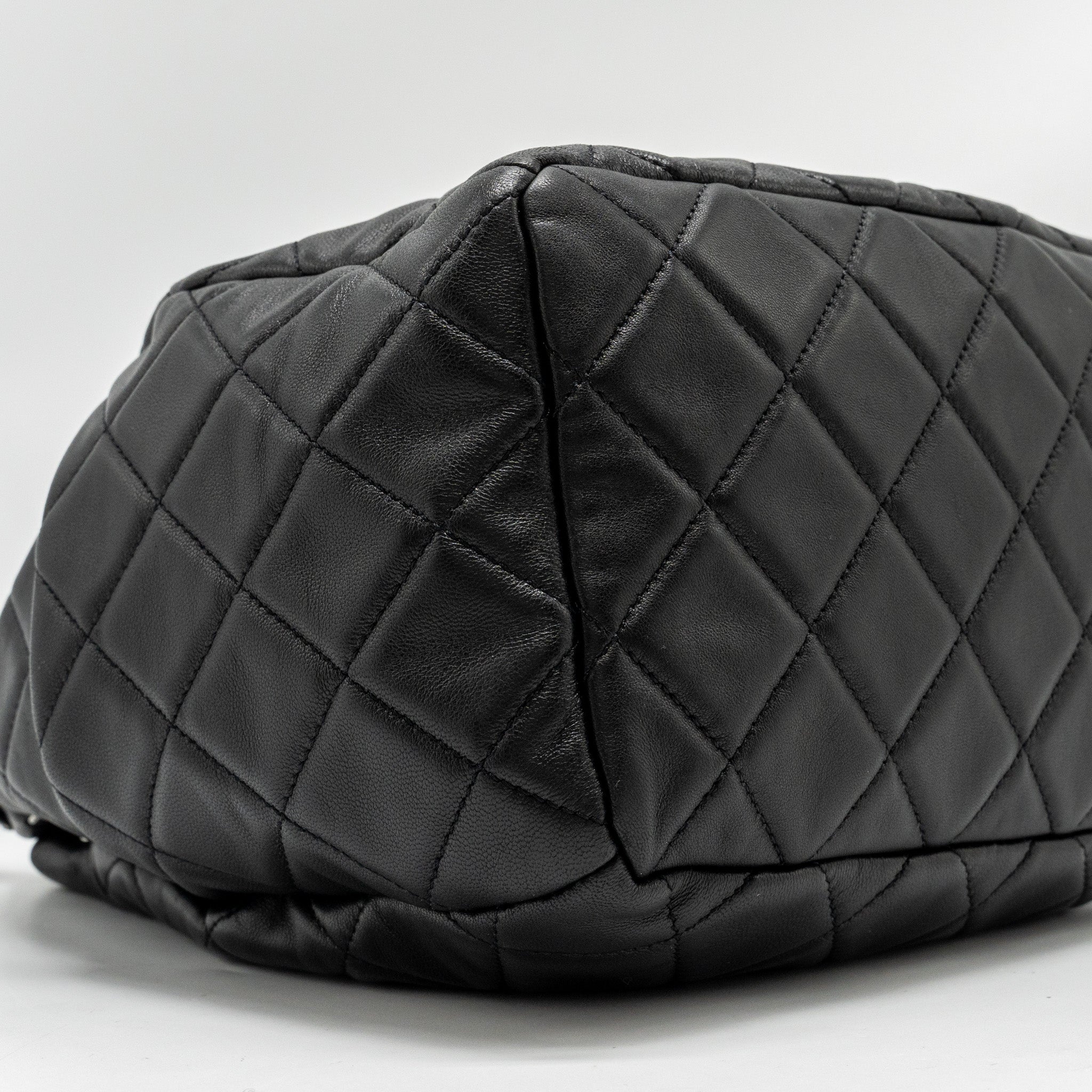 CHANEL CC CHAIN DRAWSTRING BUCKET BAG LAMBSKIN BLACK SHW