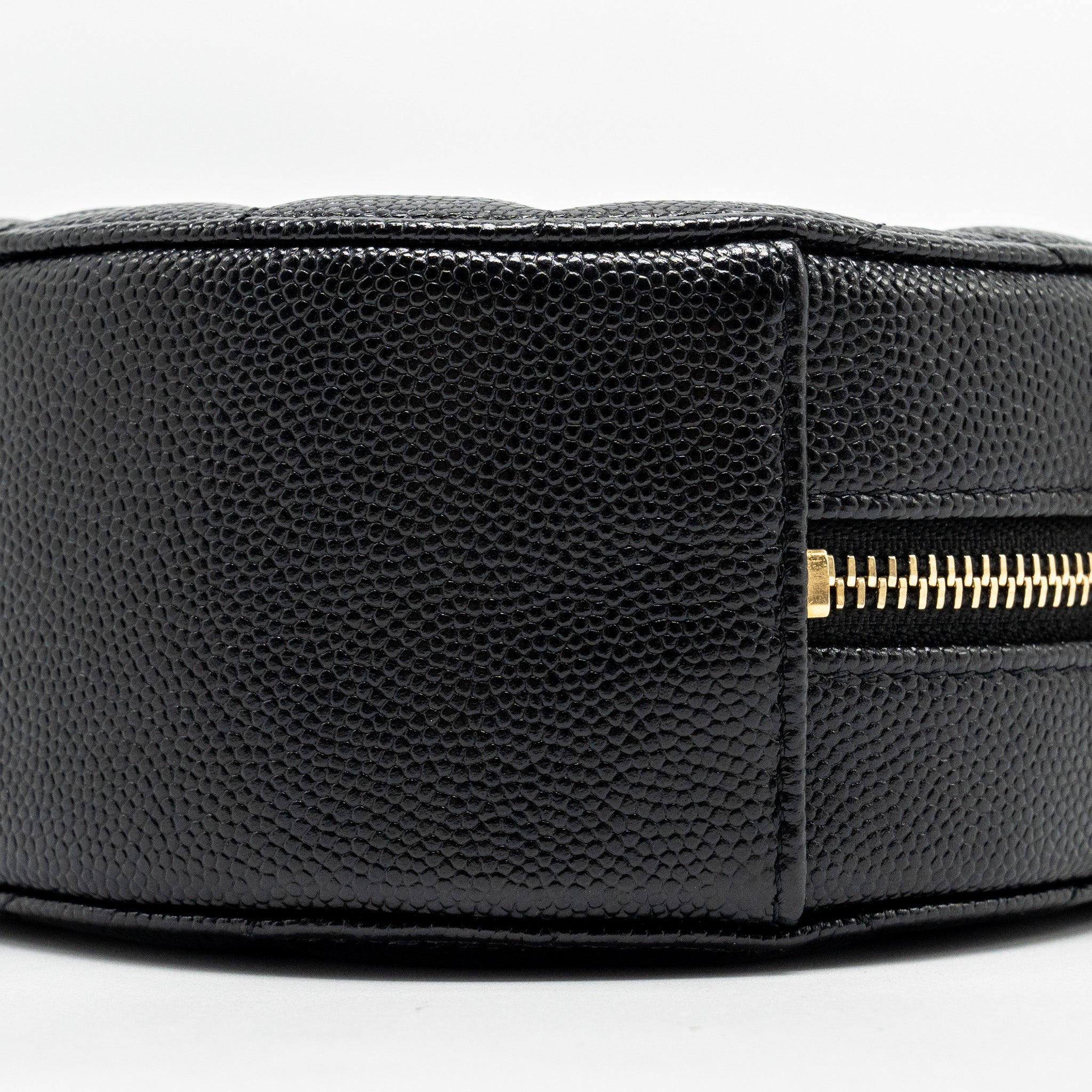 CHANEL ROUND CLUTCH WITH CHAIN CAVIAR BLACK LGHW