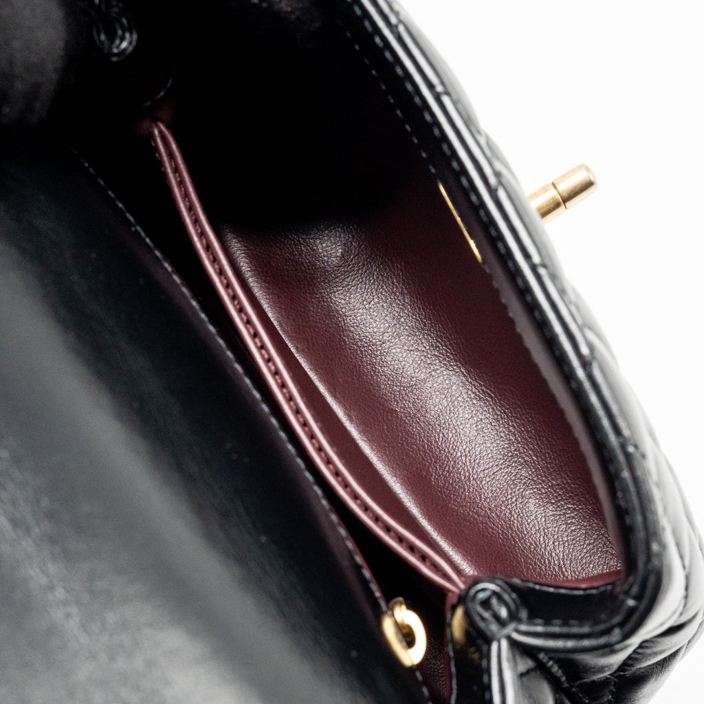 CHANEL DETAILED METAL TOP HANDLE MINI COCO HANDLE FLAP BAG SHINY CALFSKIN BLACK GHW (MICROCHIP)