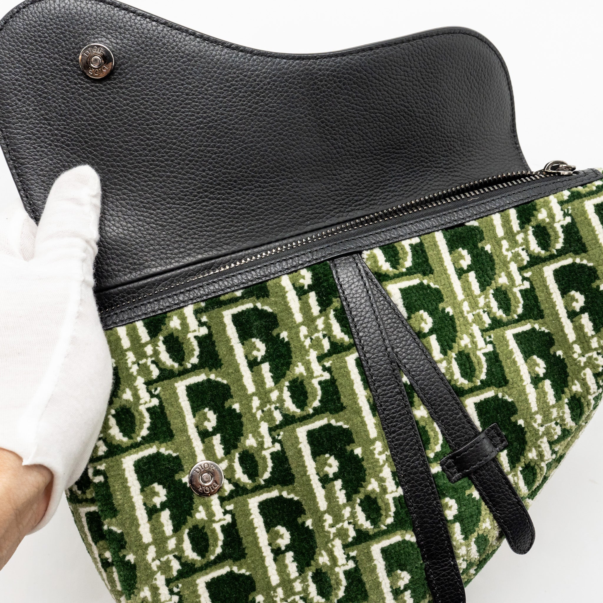 DIOR MEN’S SADDLE BAG FABRIC DIOR OBLIQUE GREEN SHW