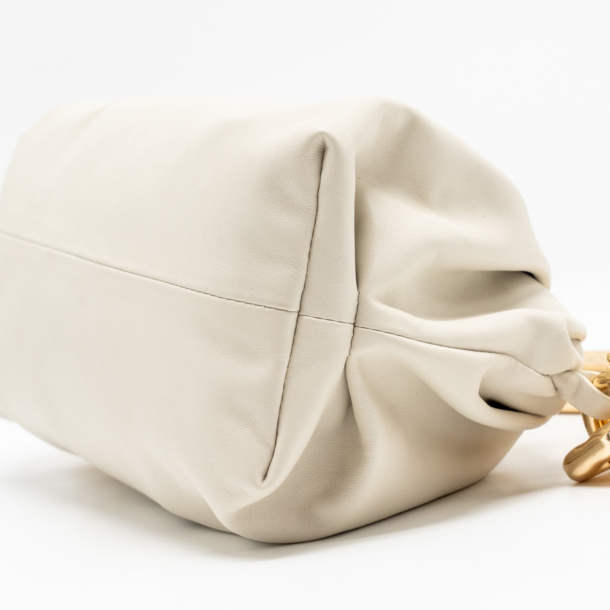 BOTTEGA VENETA CHAIN POUCH BAG CALFSKIN WHITE GHW