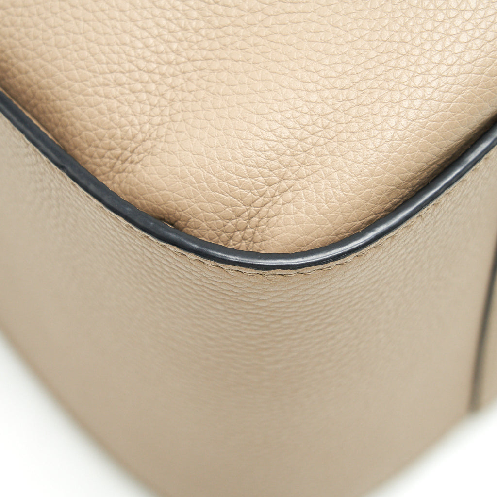 LOEWE HAMMOCK BAG IN BEIGE / BROWN