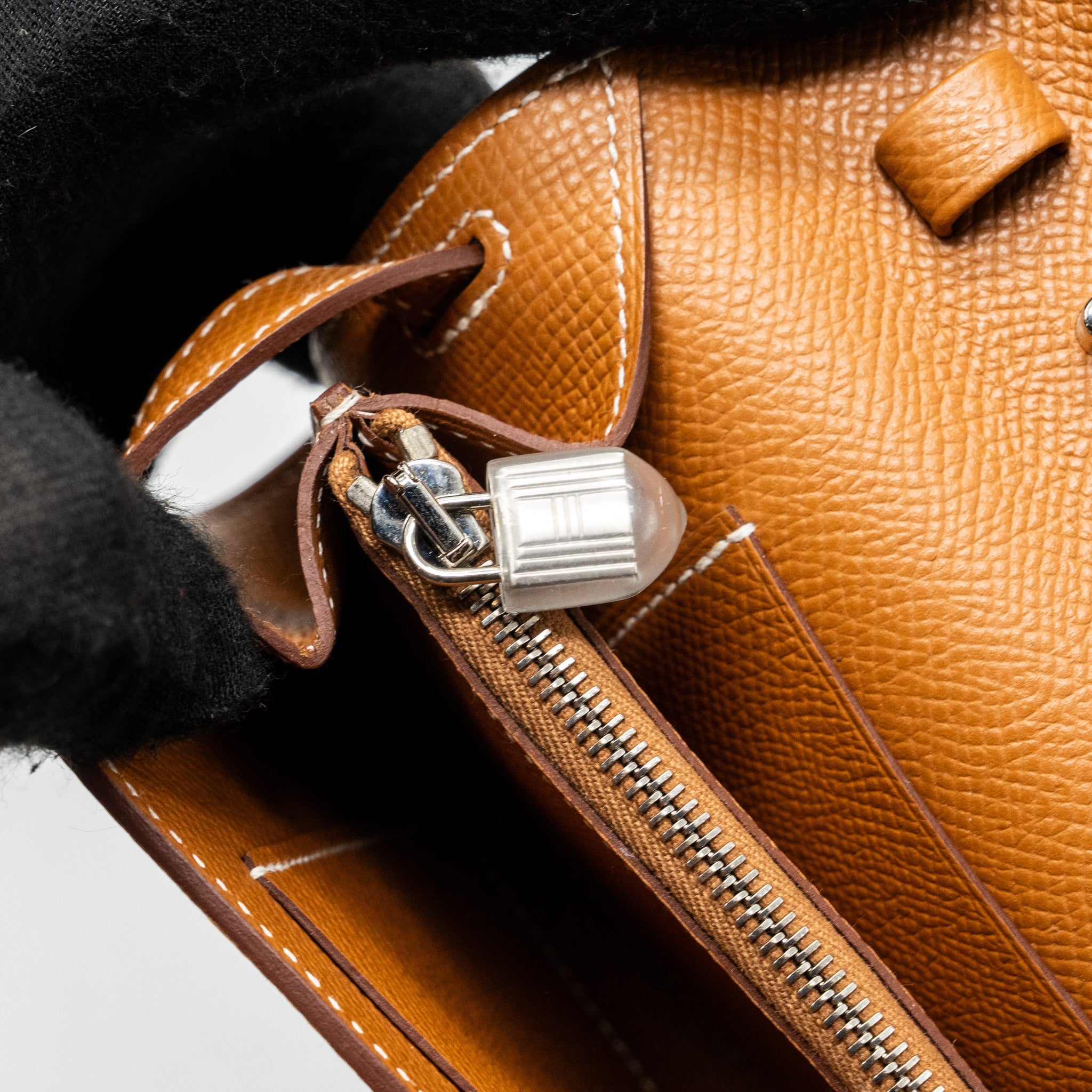 HERMES KELLY TO GO EPSOM GOLD SHW