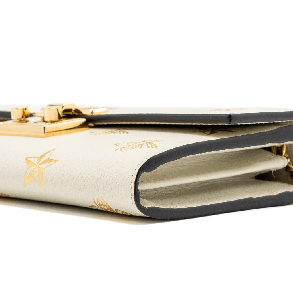 GUCCI MINI PADLOCK POUCH WITH CHAIN WITH BEE PRINTED CALFSKIN WHITE/GOLD GHW