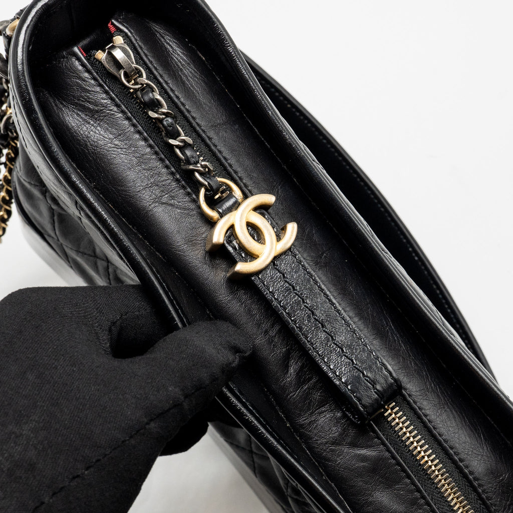 CHANEL NEW MEDIUM GABRIELLE HOBO BAG WITH TOP HANDLE CALFSKIN BLACK MULTICOLOUR HARDWARE