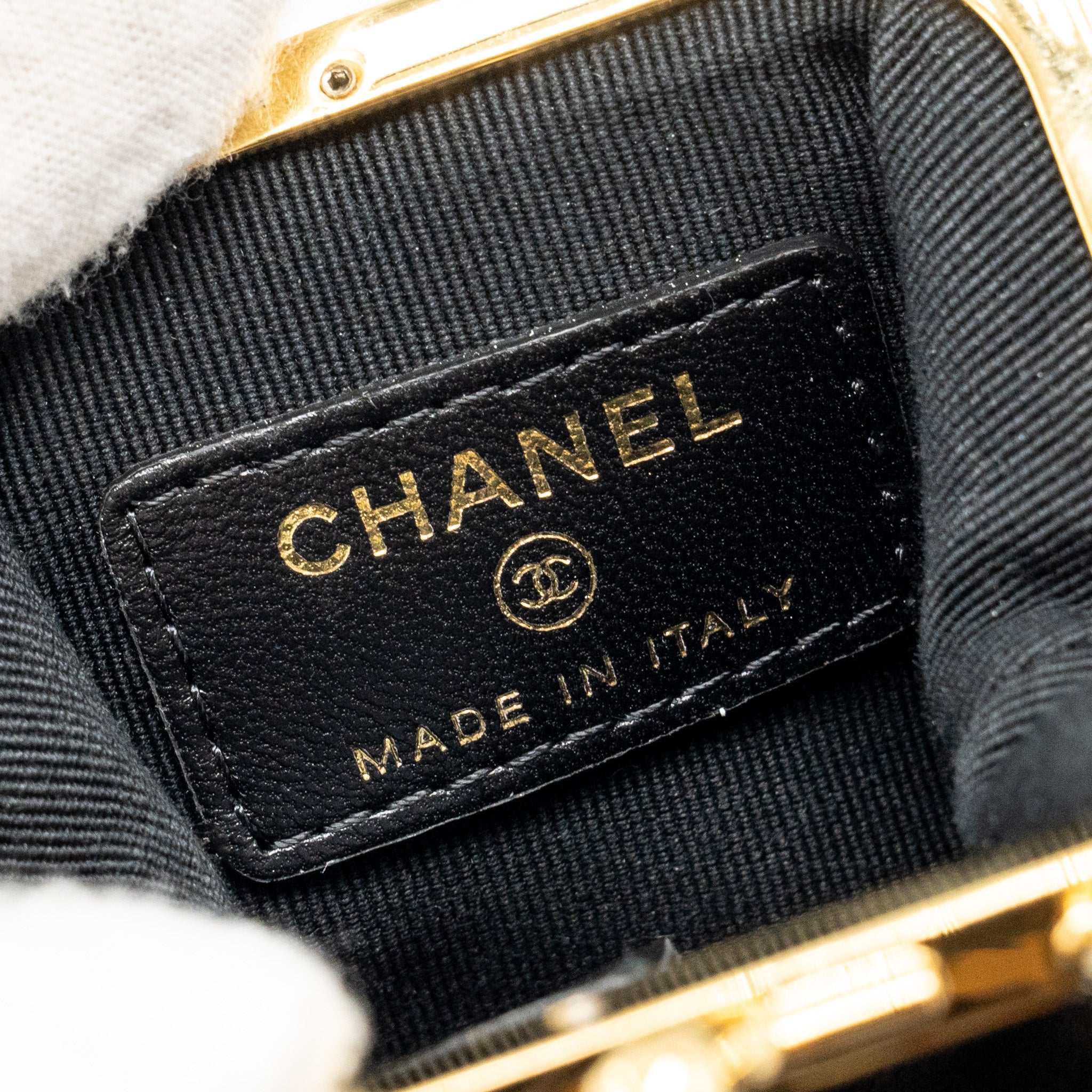 CHANEL 23P MINI COIN PURSE WITH CHAIN CALFSKIN BLACK LGHW(MICROCHIP)