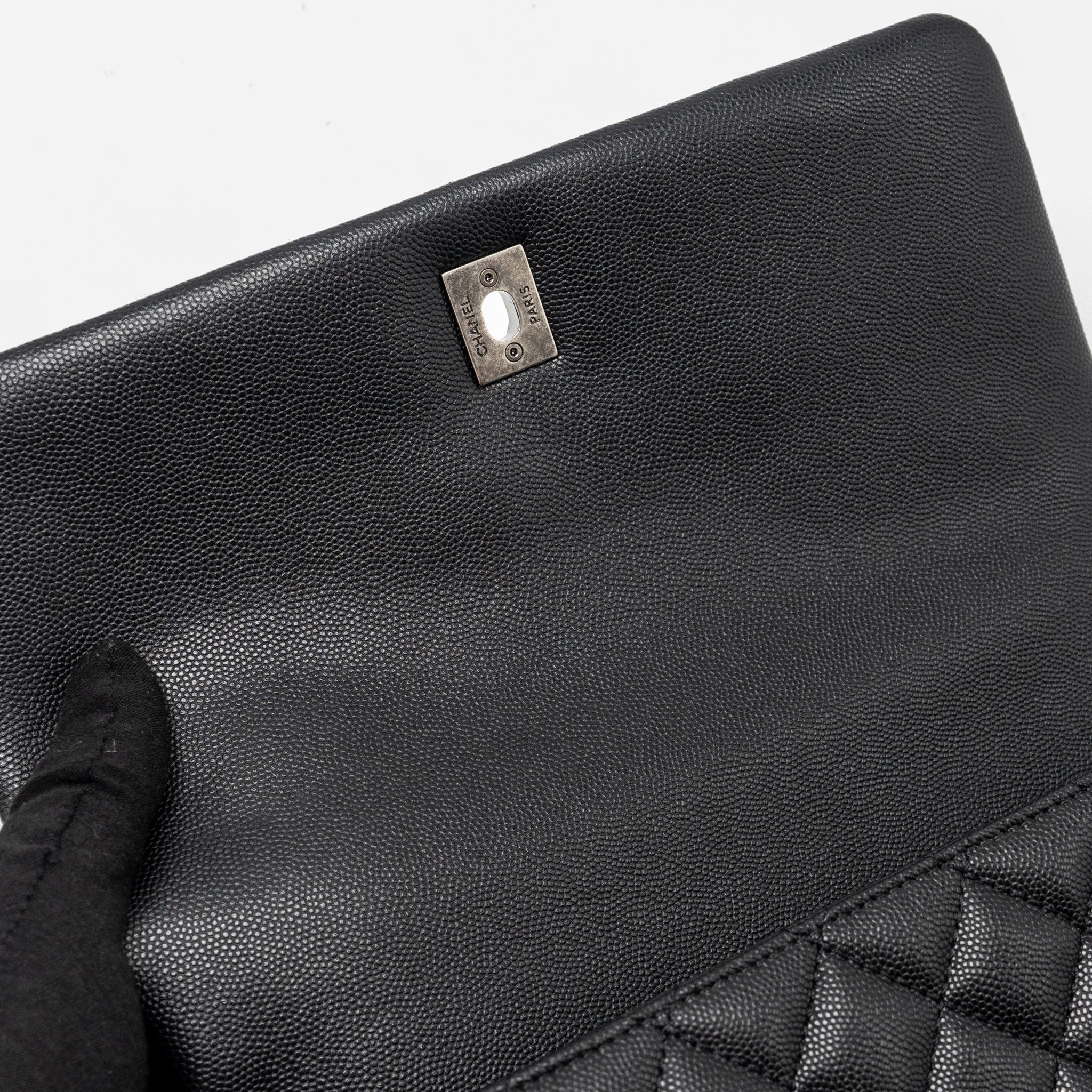 CHANEL MEDIUM COCO HANDLE CAVIAR / LIZARD HANDLE BLACK RUTHENIUM HARDWARE
