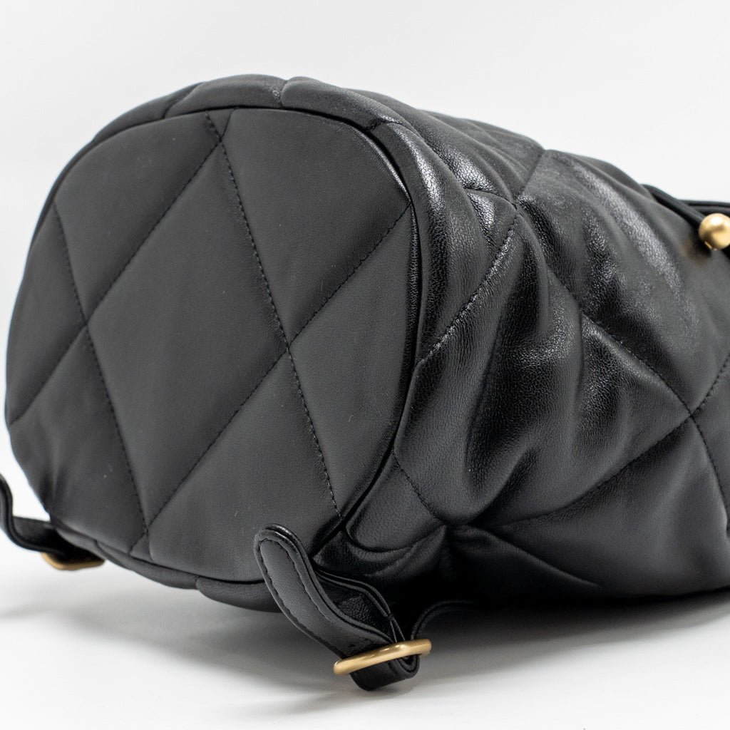 CHANEL 24C 19 BACKPACK LAMBSKIN BLACK MULTICOLOUR HARDWARE (MICROCHIP)