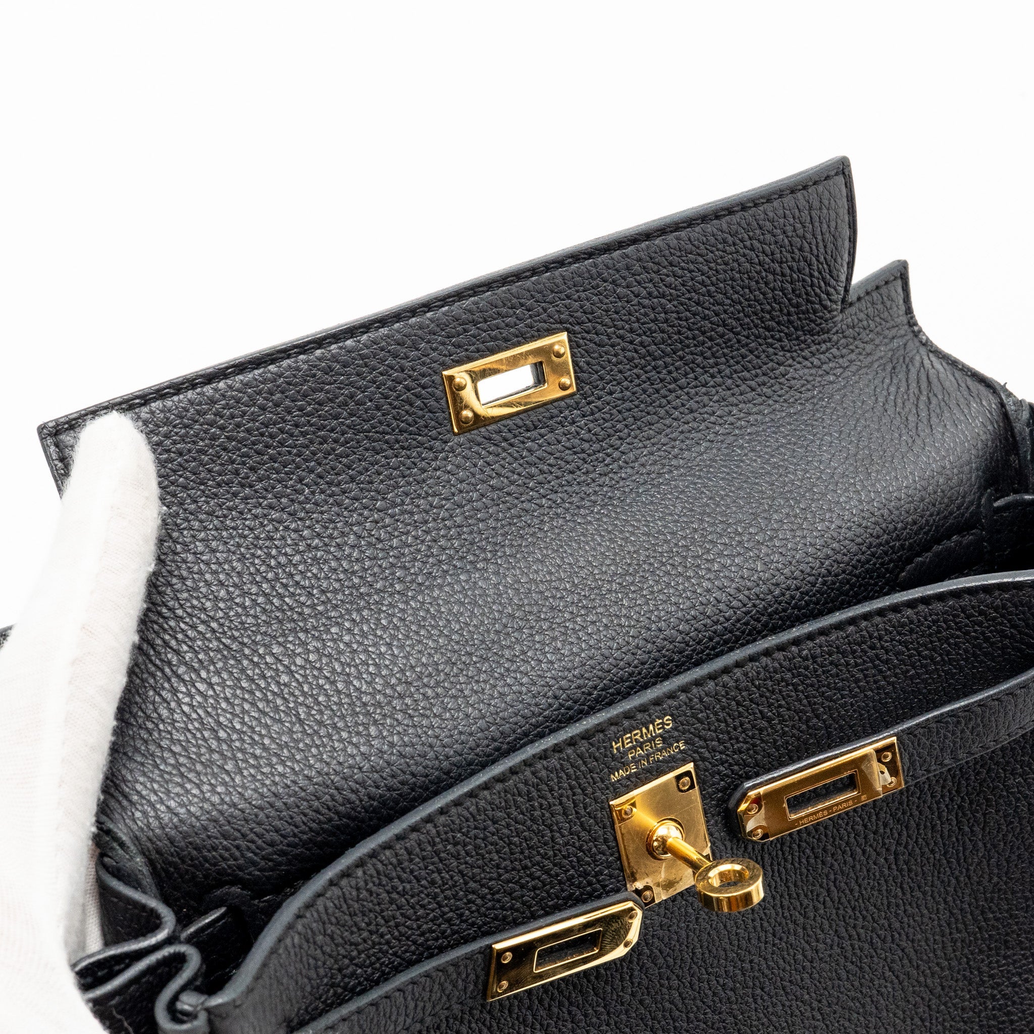 HERMES KELLY 25 TOGO BLACK GHW