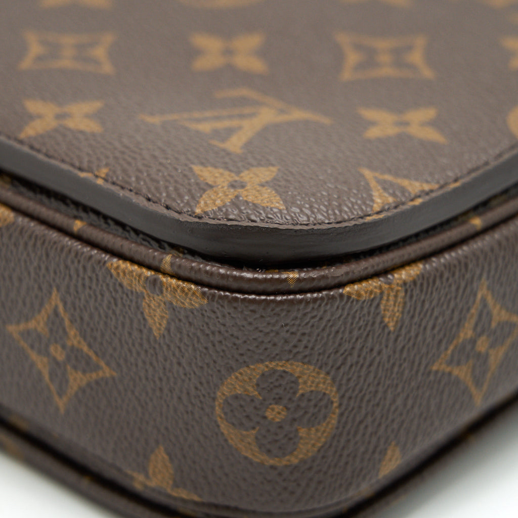 LOUIS VUITTON POCHETTE METIS MONOGRAM CANVAS