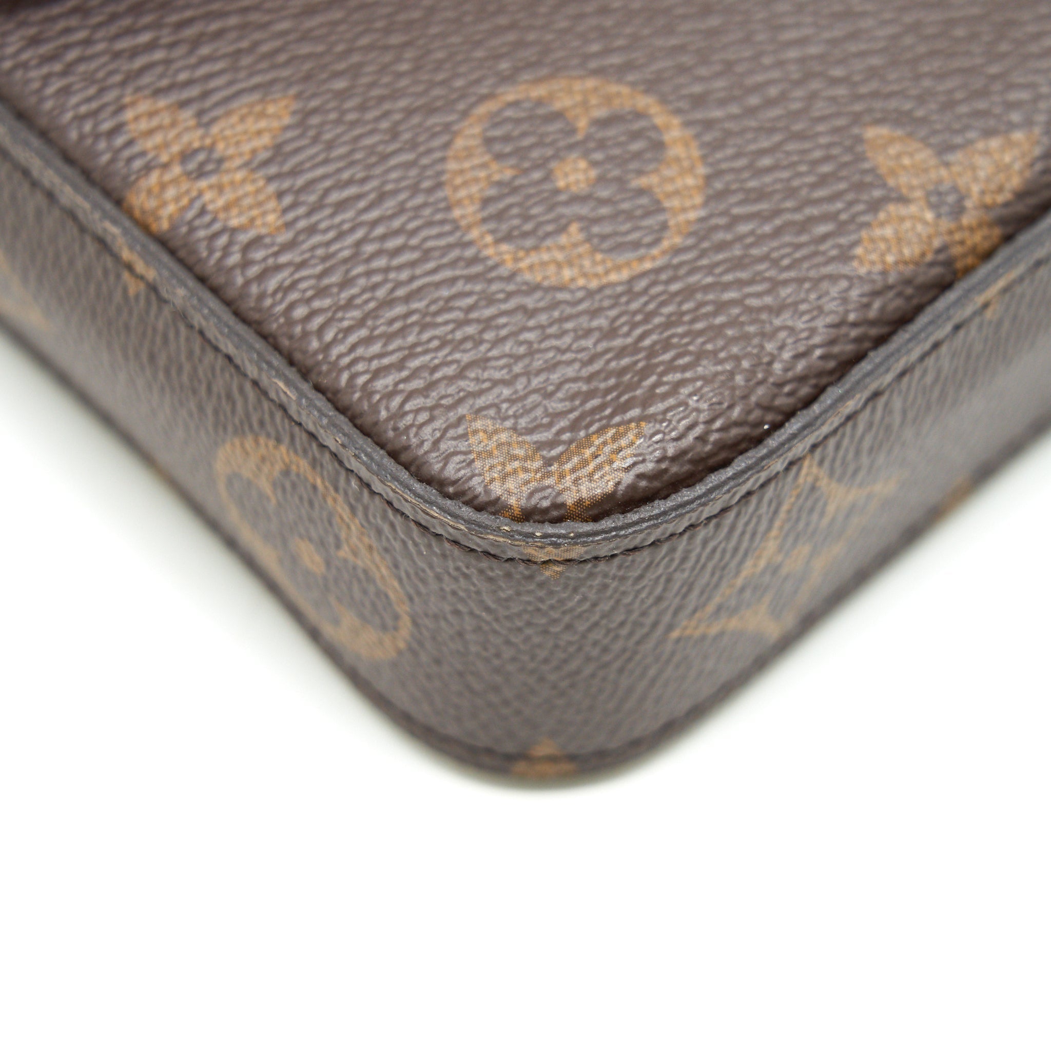 LOUIS VUITTON FELICIE POCHETTE MONOGRAM CANVAS