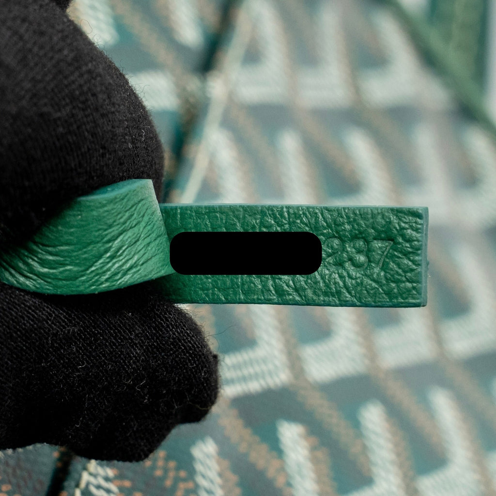 GOYARD SAINT LOUIS PM BAG GOYARDINE CANVAS/CHEVROCHES CALFSKIN GREEN SHW