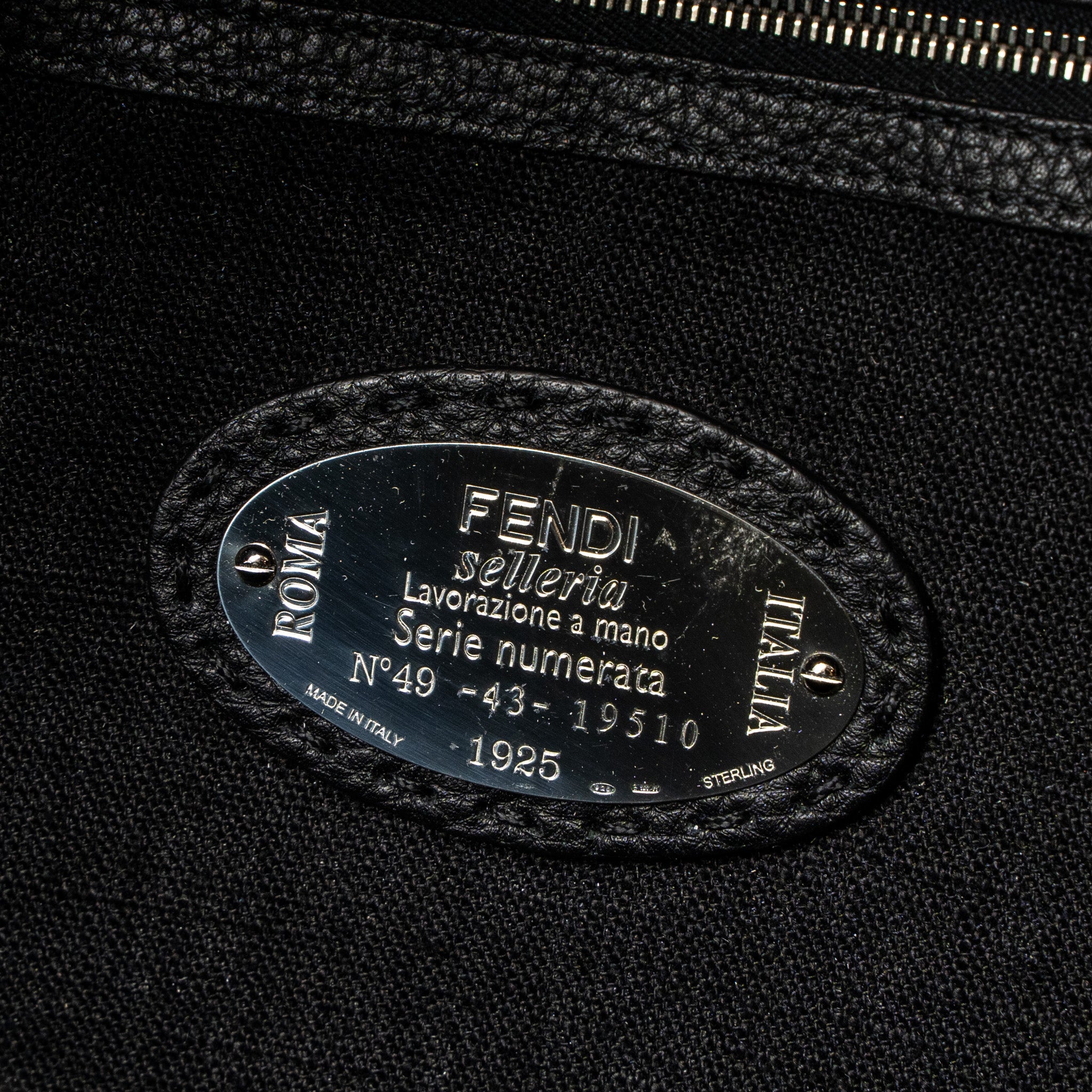 FENDI LARGE BACKPACK CALFSKIN/FUR/CROCODILE BLACK/MULTICOLOUR SHW