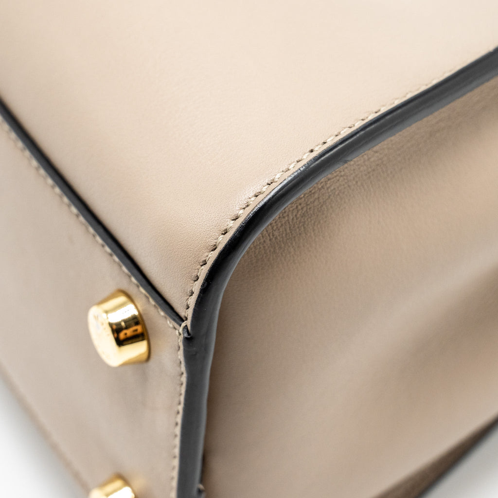 FENDI PEEKABOO HANDLE BAG CALFSKIN DOVE/BLACK GHW