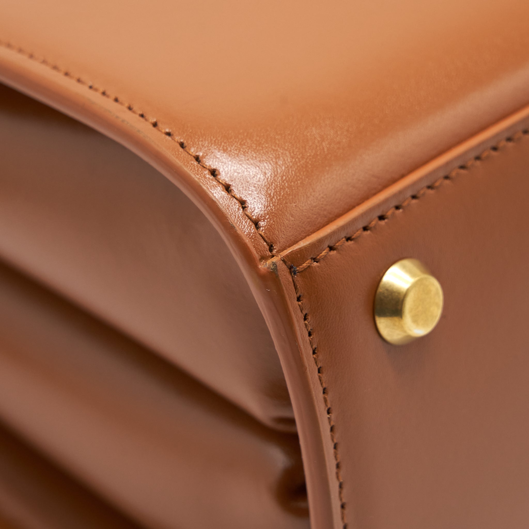 BALENCIAGA GHOST MEDIUM SHOULDER BAG CALFSKIN CARAMEL GHW