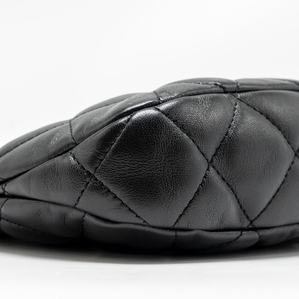 CHANEL 22K HOBO SHOULDER BAG LAMBSKIN BLACK GHW
