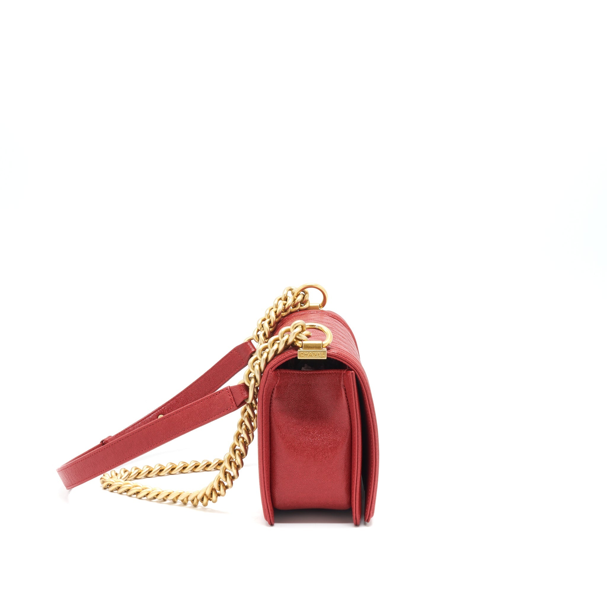 CHANEL MEDIUM BOY GRAINED RED CALFSKIN BRUSHED GHW