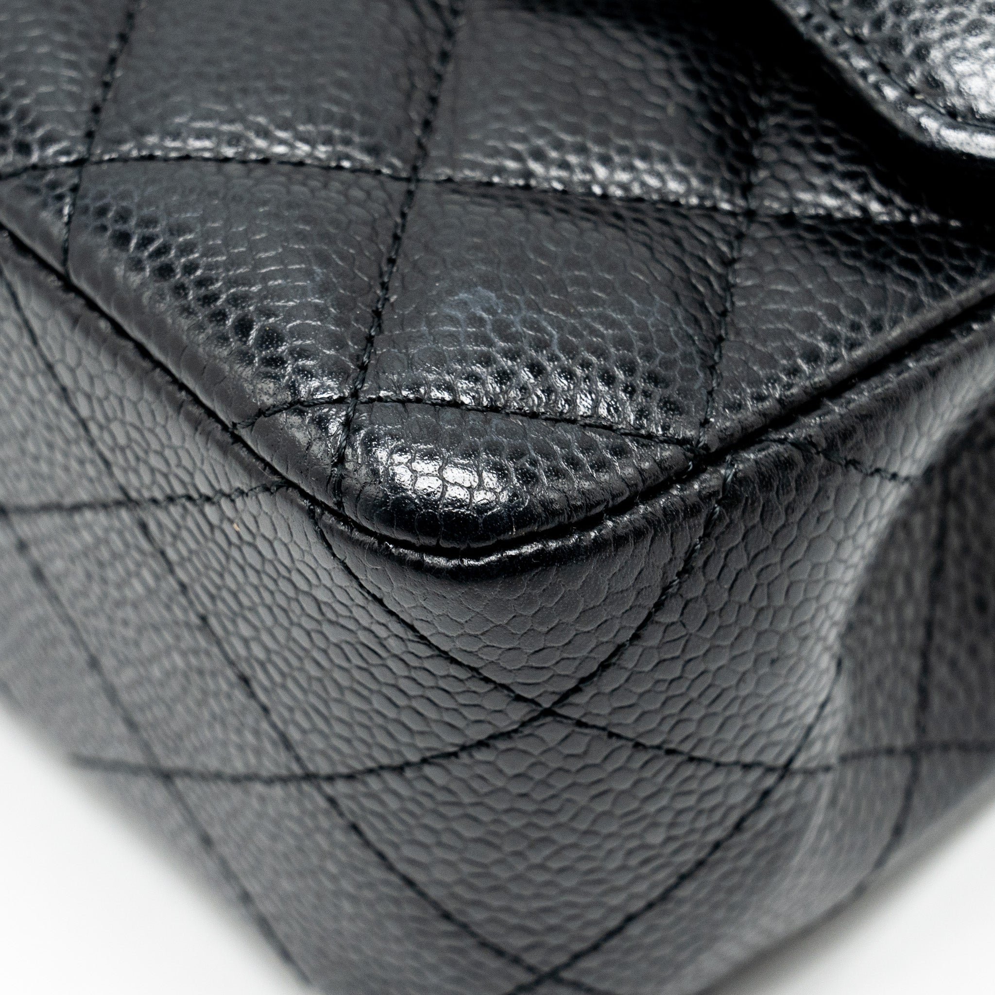 CHANEL MEDIUM CLASSIC DOUBLE FLAP BAG CAVIAR BLACK SHW (MICROCHIP)
