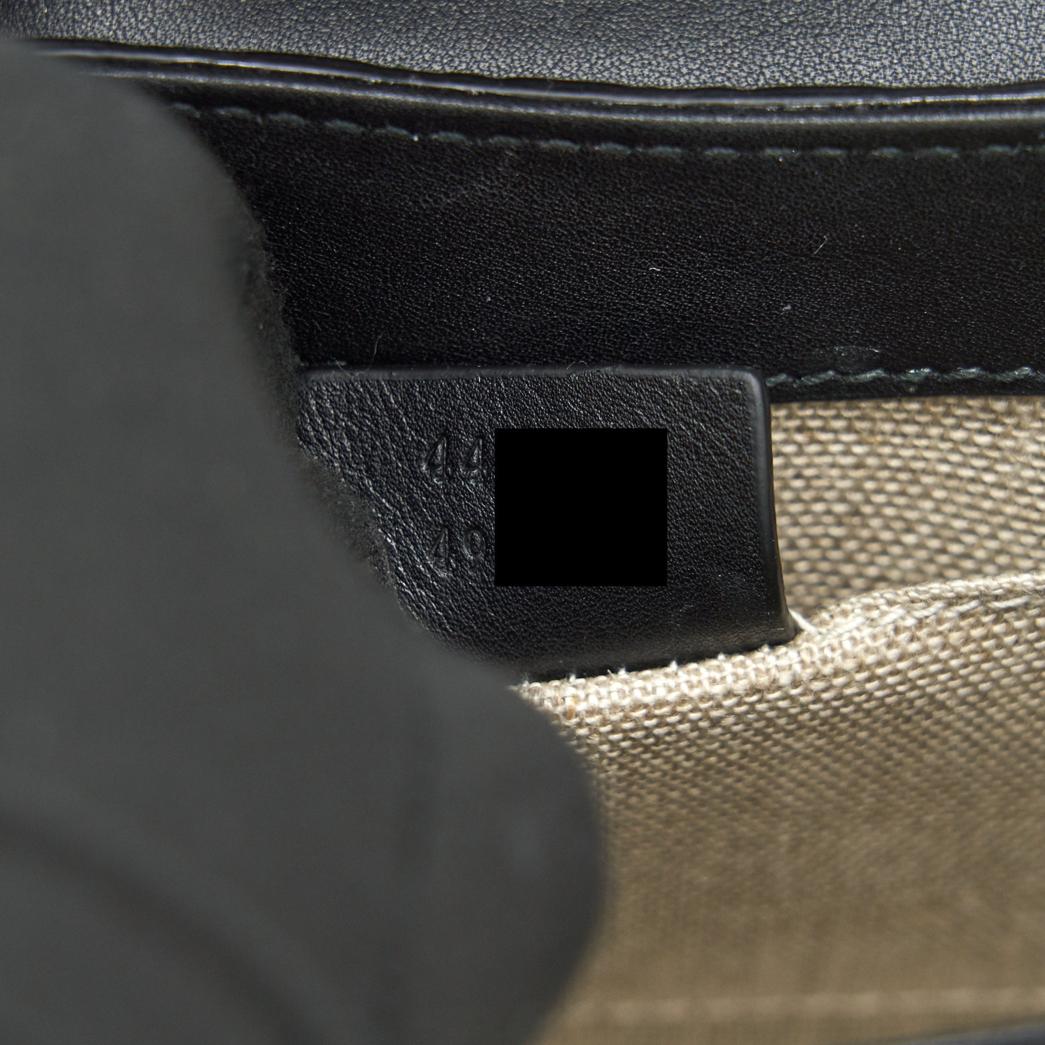 GUCCI EMILY GUCCISSIMA MINI LEATHER SHOULDER BAG BLACK