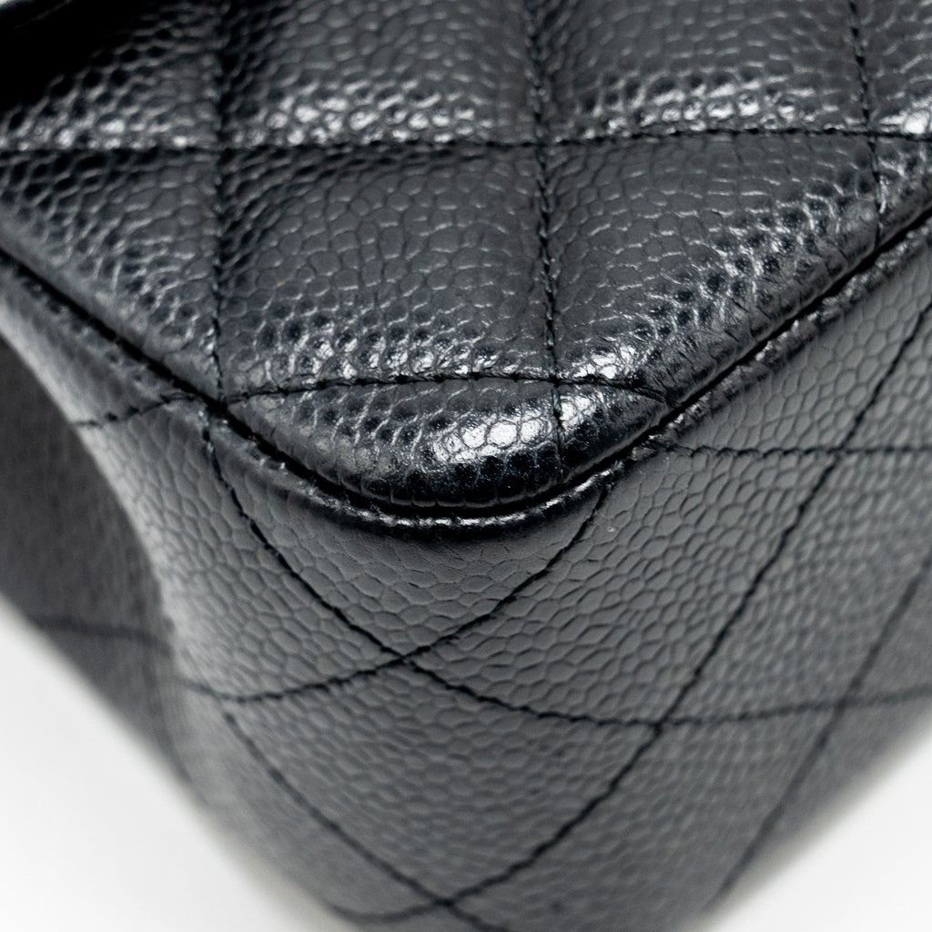 CHANEL MEDIUM CLASSIC DOUBLE FLAP BAG CAVIAR BLACK SHW (MICROCHIP)