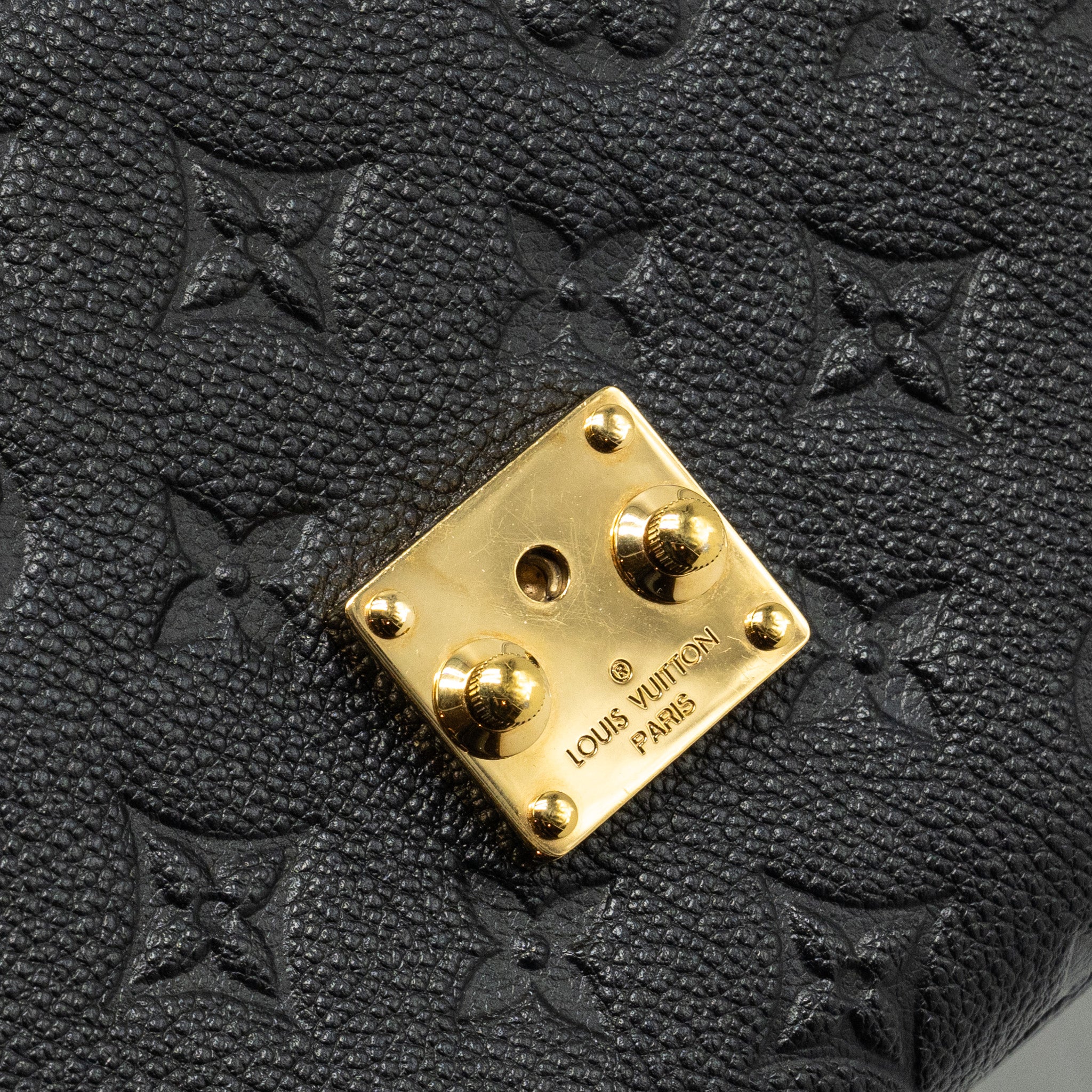 LOUIS VUITTON POCHETTE METIS MONOGRAM EMPREINTE BLACK GHW