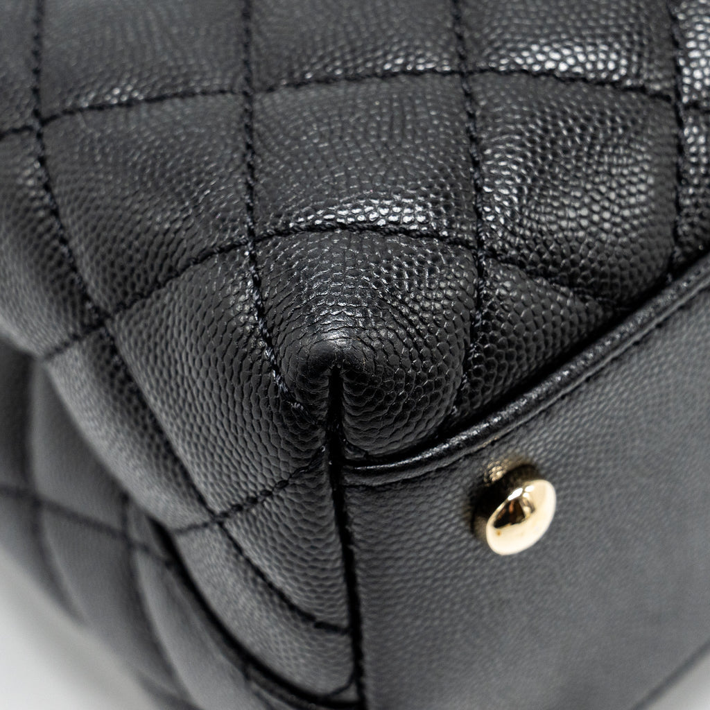 CHANEL LARGE COCO HANDLE CAVIAR BLACK LGHW (MICROCHIP)