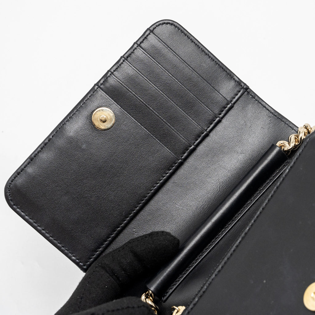 CHANEL BOY CHAIN CLUTCH CAVIAR BLACK LGHW (MICROCHIP)