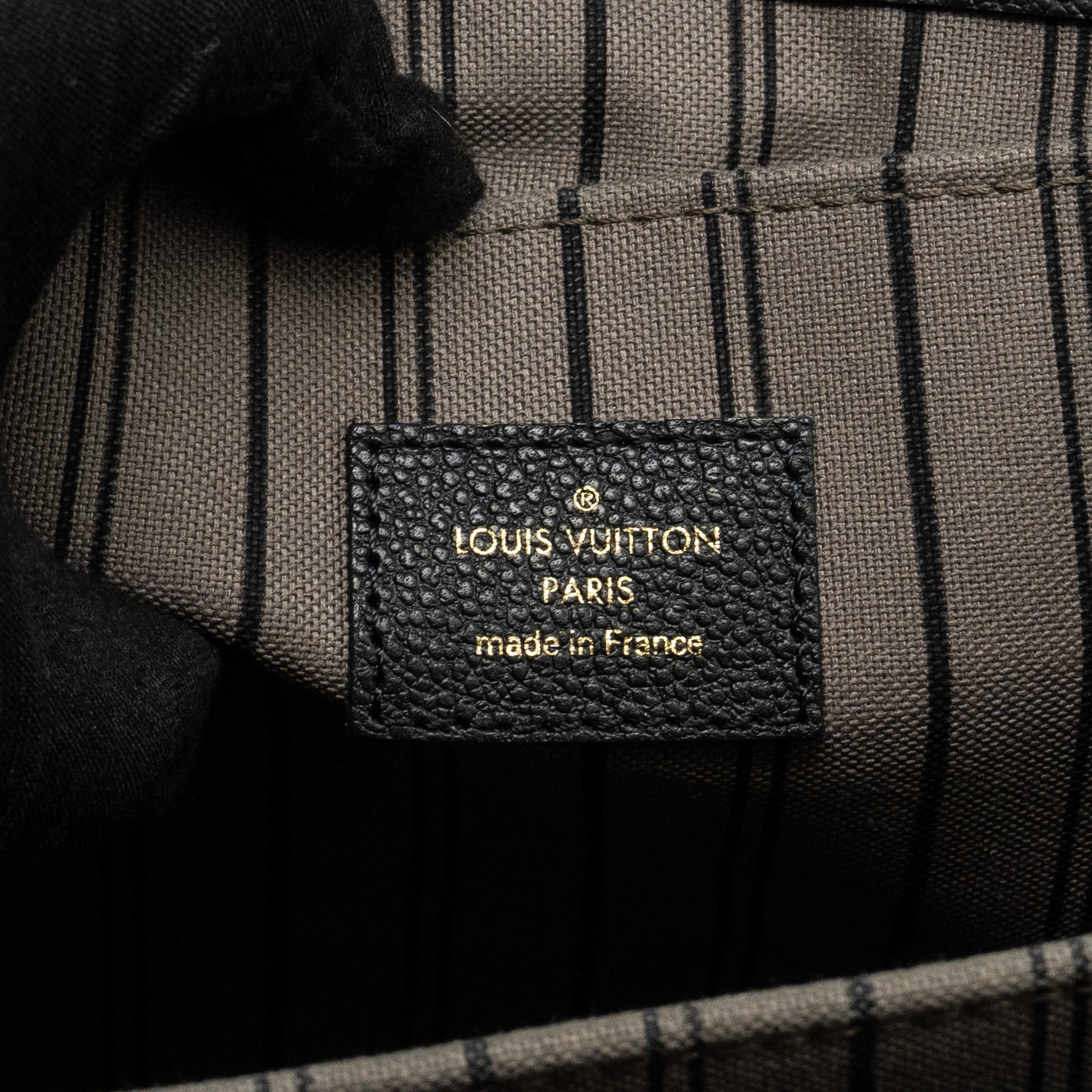 LOUIS VUITTON POCHETTE METIS MONOGRAM EMPREINTE BLACK GHW