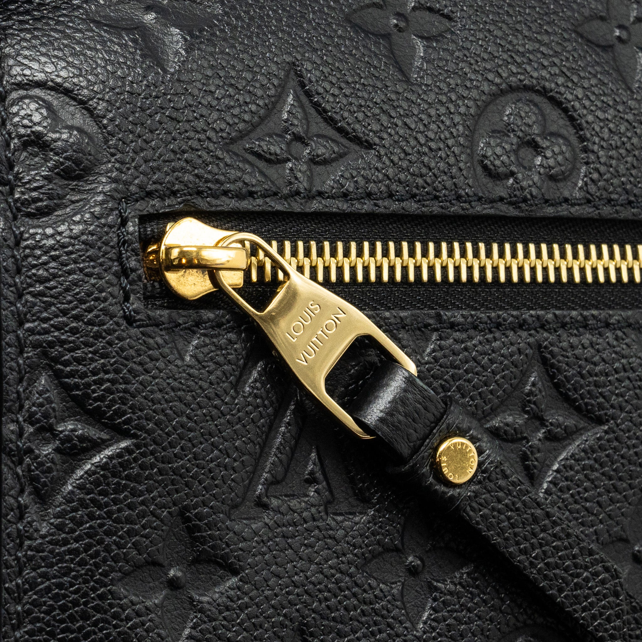 LOUIS VUITTON POCHETTE METIS MONOGRAM EMPREINTE BLACK GHW