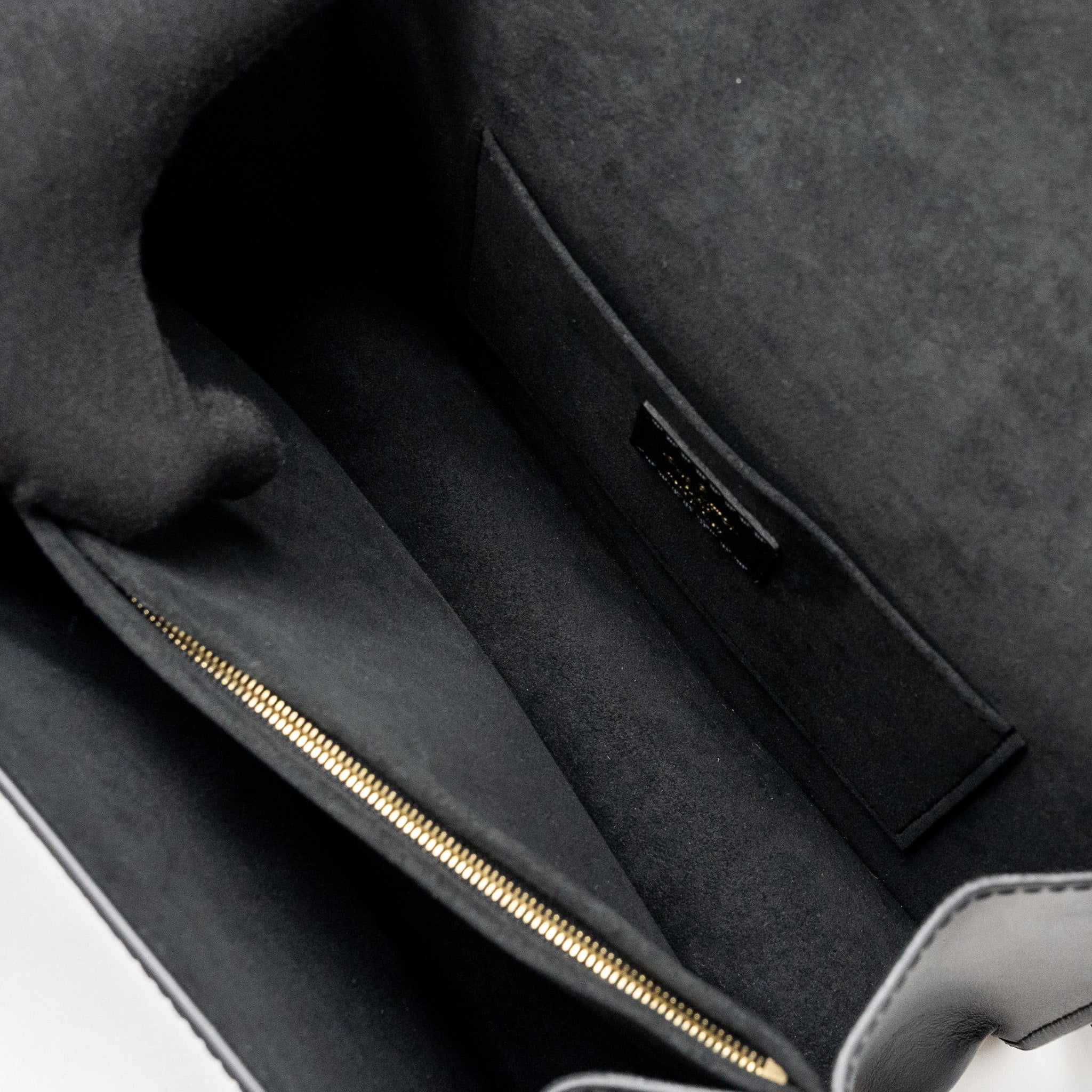 LOUIS VUITTON DAUPHINE MM EPI BLACK GHW