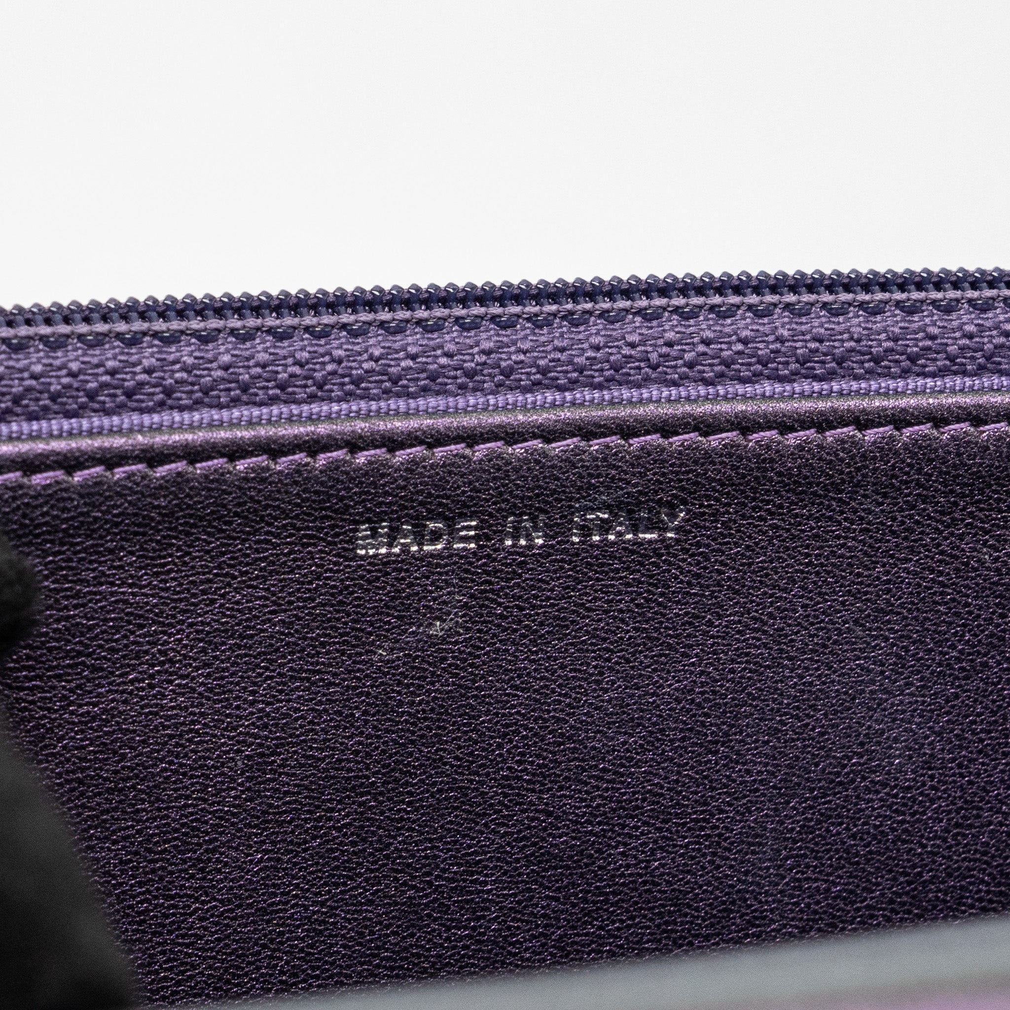 CHANEL CLASSIC WALLET ON CHAIN LAMBSKIN IRIDESCENT PURPLE RUTHENIUM HARDWARE