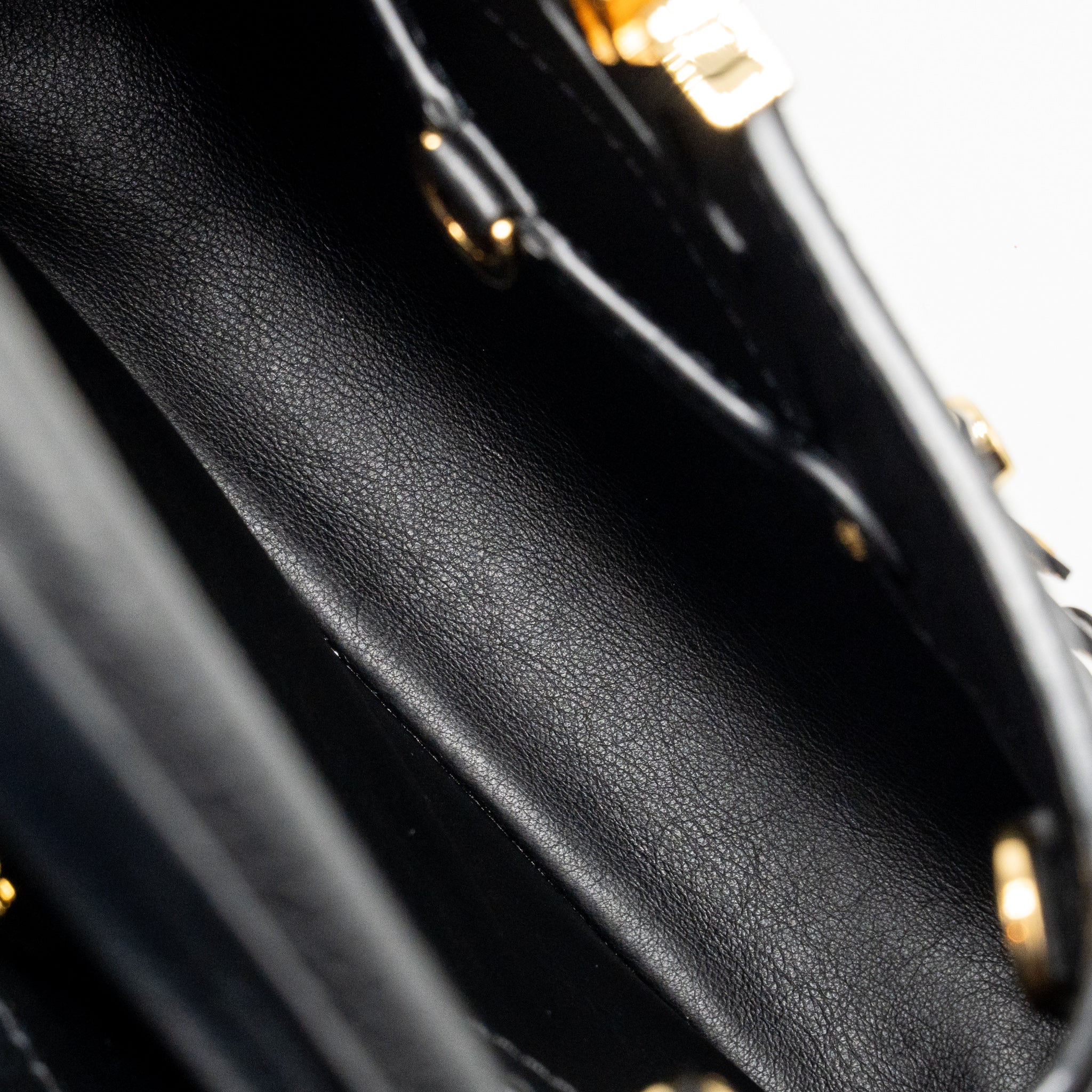 LOUIS VUITTON CAPUCINES BB WITH MONOGRAM FLOWER EMBELLISHMENTS TAURILLON BLACK GHW