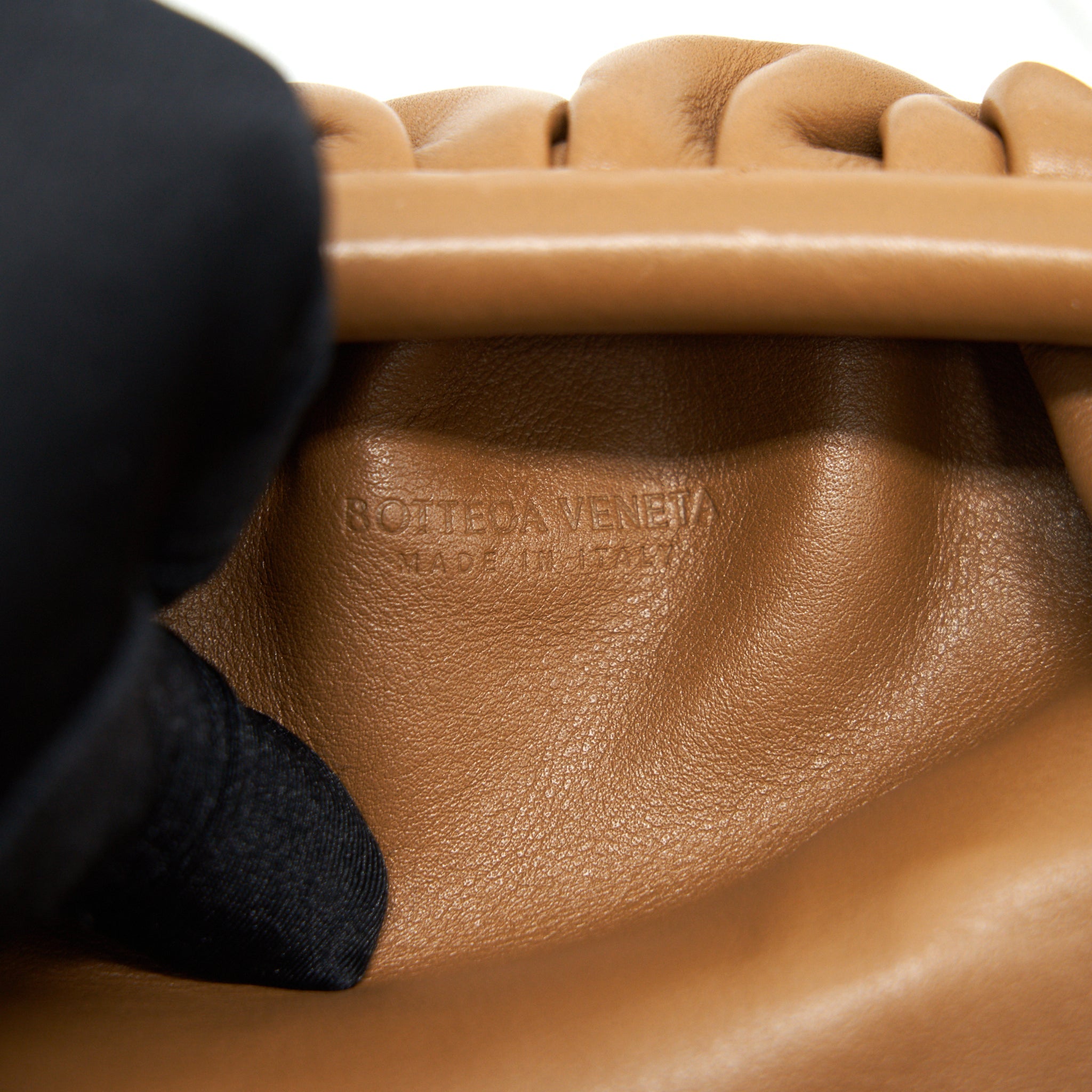 BOTTEGA VENETA MINI POUCH IN CARAMEL