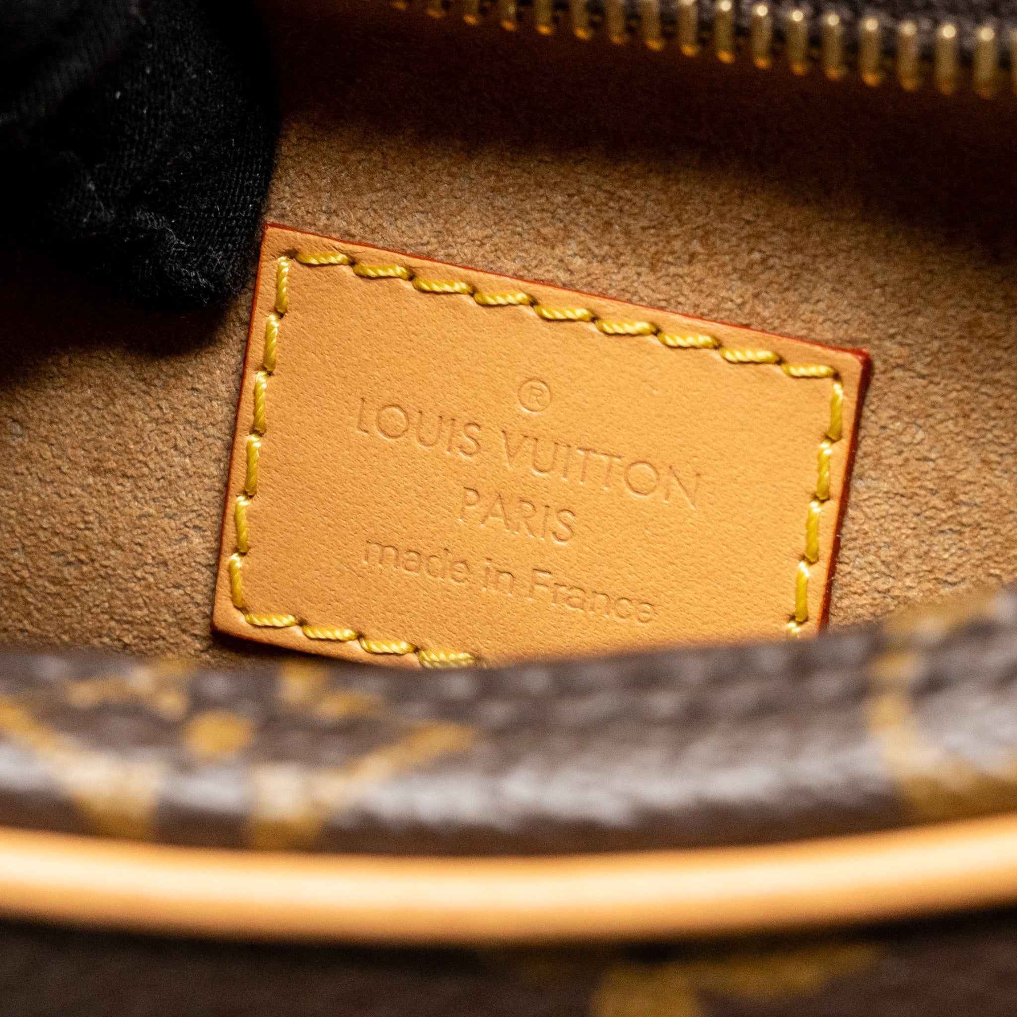 LOUIS VUITTON LOOP BAG MONOGRAM CANVAS GHW