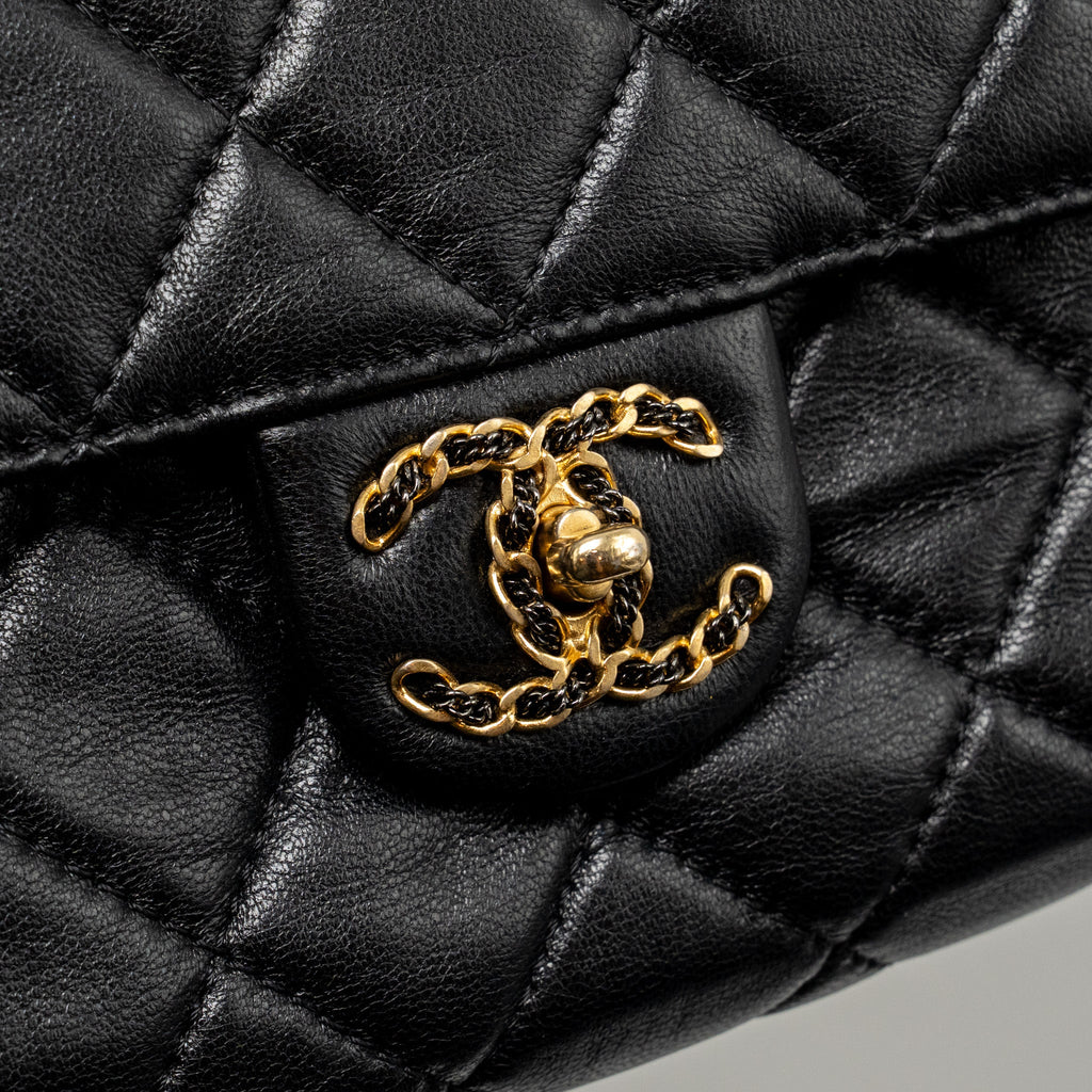 CHANEL 22C QUILTED FLAP BAG LAMBSKIN BLACK GHW (MICROCHIP)