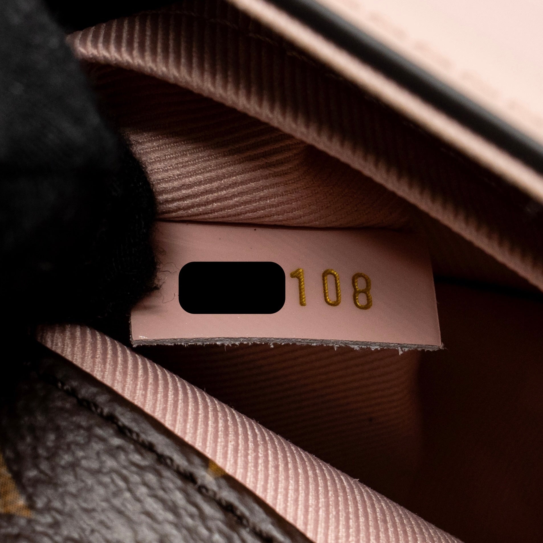 LOUIS VUITTON CHERRYWOOD BB SHOULDER BAG PATENT / MONOGRAM CANVAS LIGHT PINK GHW