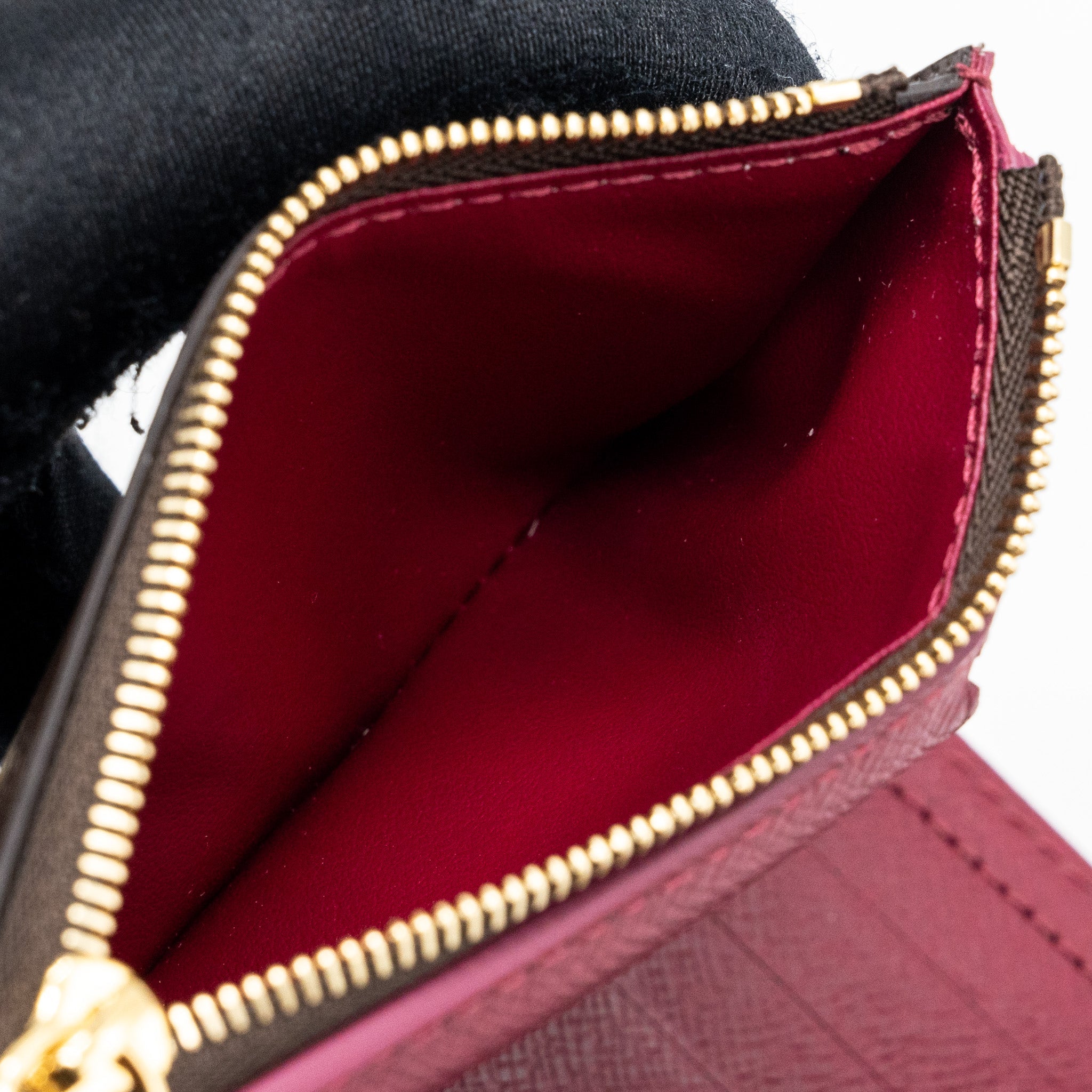 LOUIS VUITTON VICTORINE WALLET MONOGRAM CANVAS FUCHSIA GHW