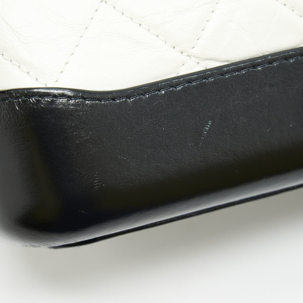 CHANEL SMALL GABRIELLE HOBO BAG WHITE/BLACK