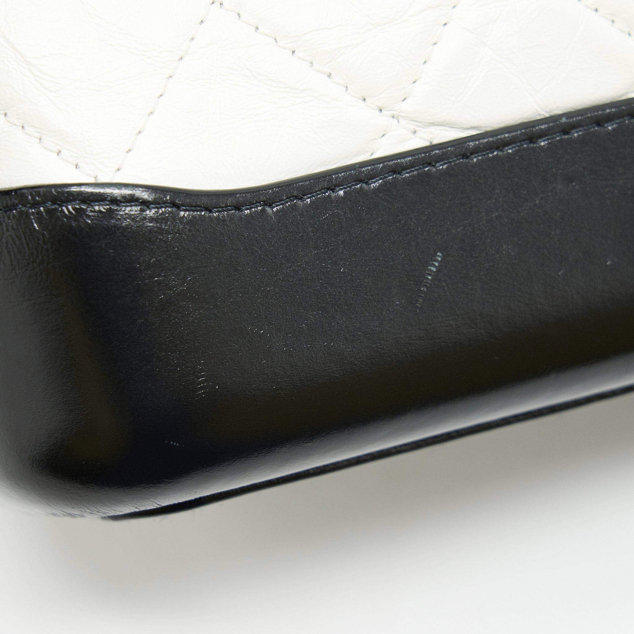 CHANEL SMALL GABRIELLE HOBO BAG WHITE/BLACK