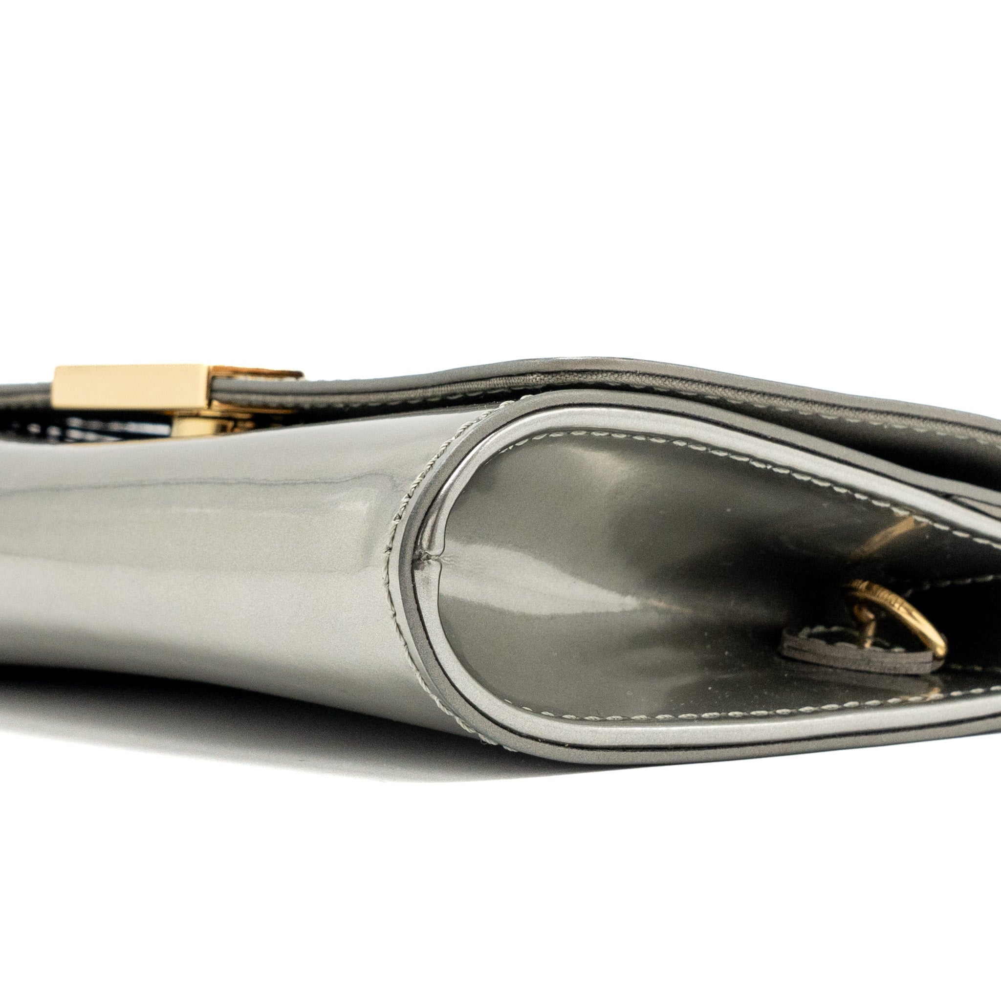 LOUIS VUITTON LOUISE PM PATENT SILVER GHW