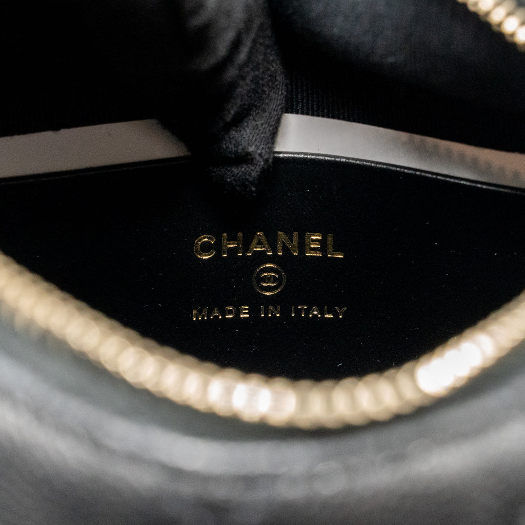 CHANEL 25C DETAIL CC LOGO QUILTED HOBO BAG CAVIAR BLACK LGHW (MICROCHIP)