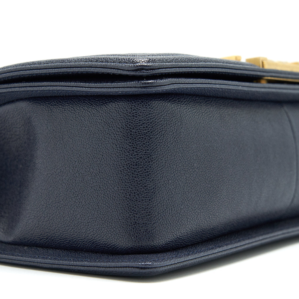 CHANEL MEDIUM BOY GRAINED NAVY CALFSKIN BRUSHED GHW