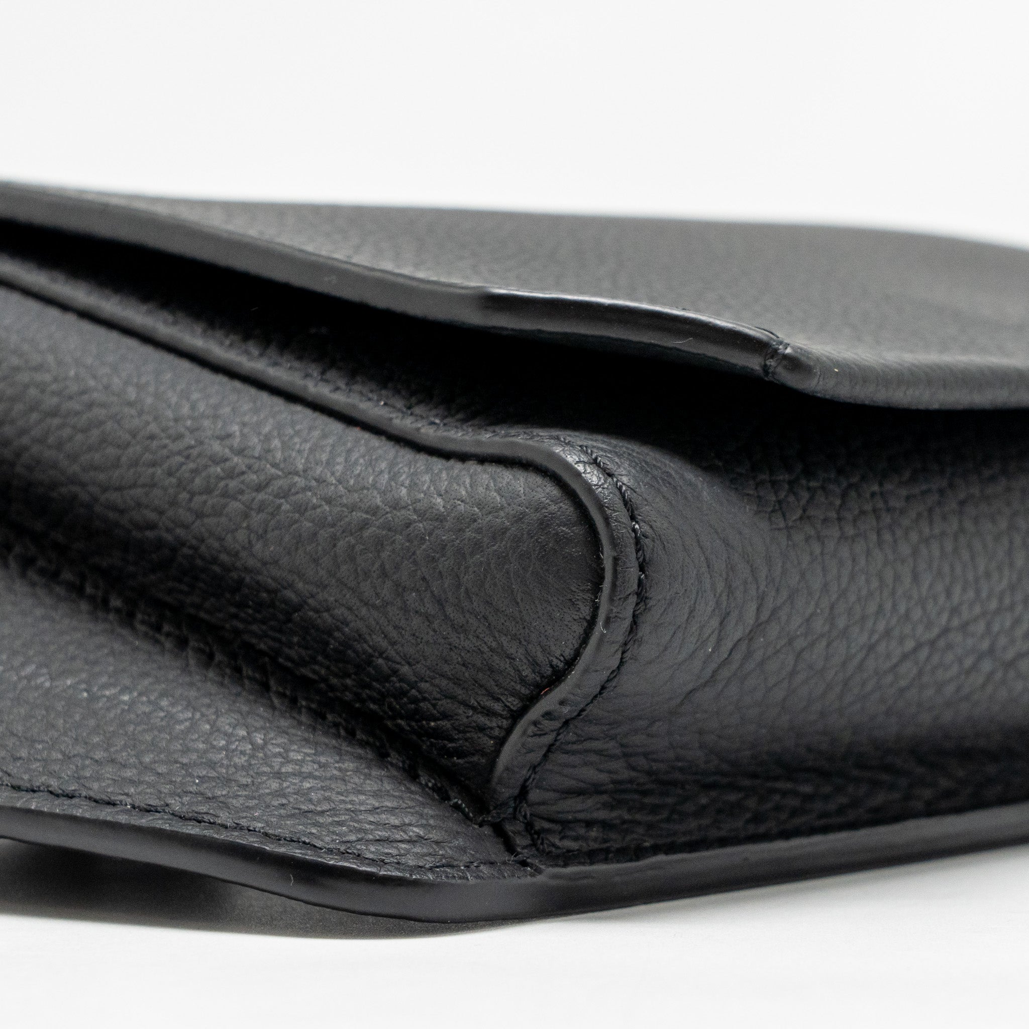LOUIS VUITTON AEROGRAM TAKEOFF SLING BLACK GRAINED CALFSKIN BLACK HARDWARE