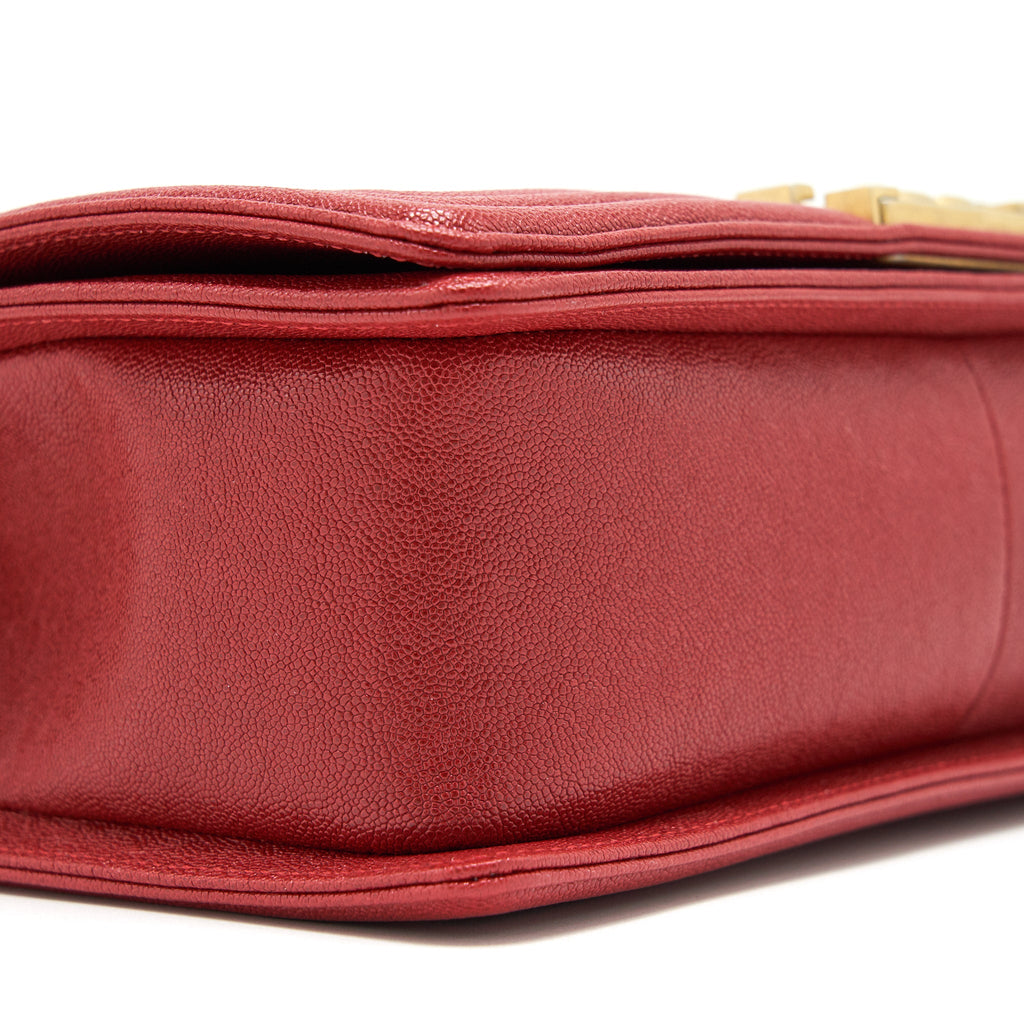 CHANEL MEDIUM BOY GRAINED RED CALFSKIN BRUSHED GHW