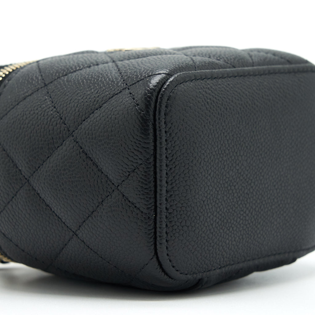 CHANEL 22S DETAILED LOGO MINI VANITY WITH CHAIN CAVIAR BLACK LGHW
