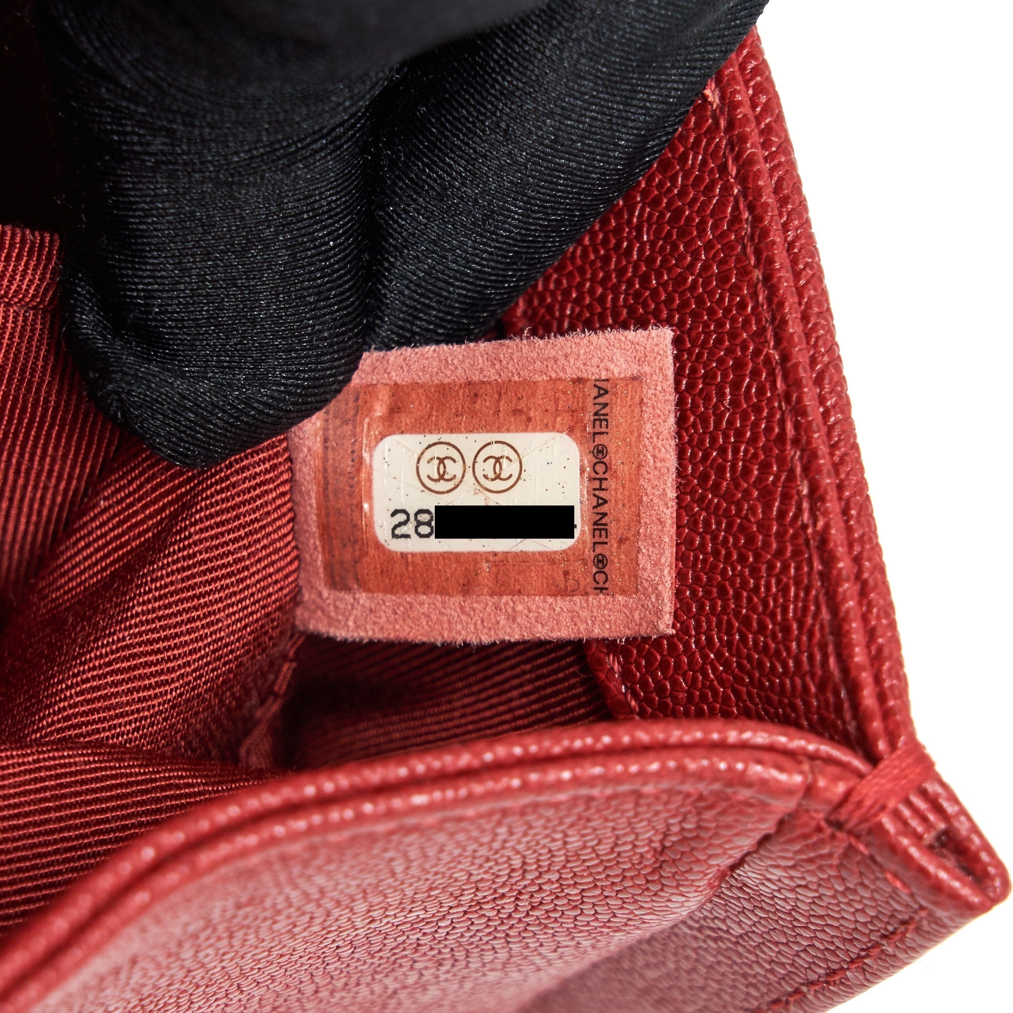 CHANEL MEDIUM BOY GRAINED RED CALFSKIN BRUSHED GHW