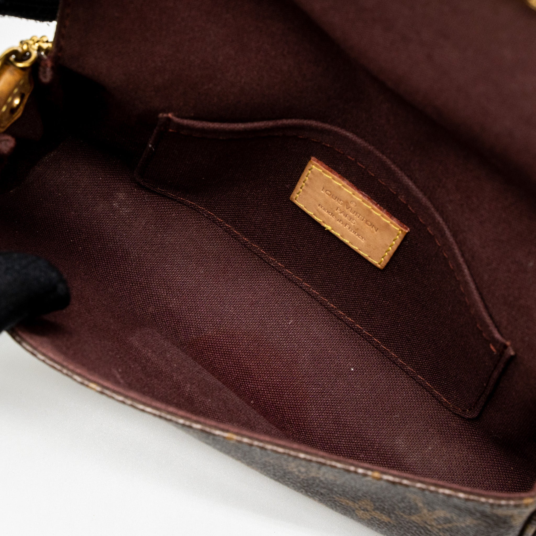 LOUIS VUITTON FAVOURITE PM BAG MONOGRAM CANVAS GHW