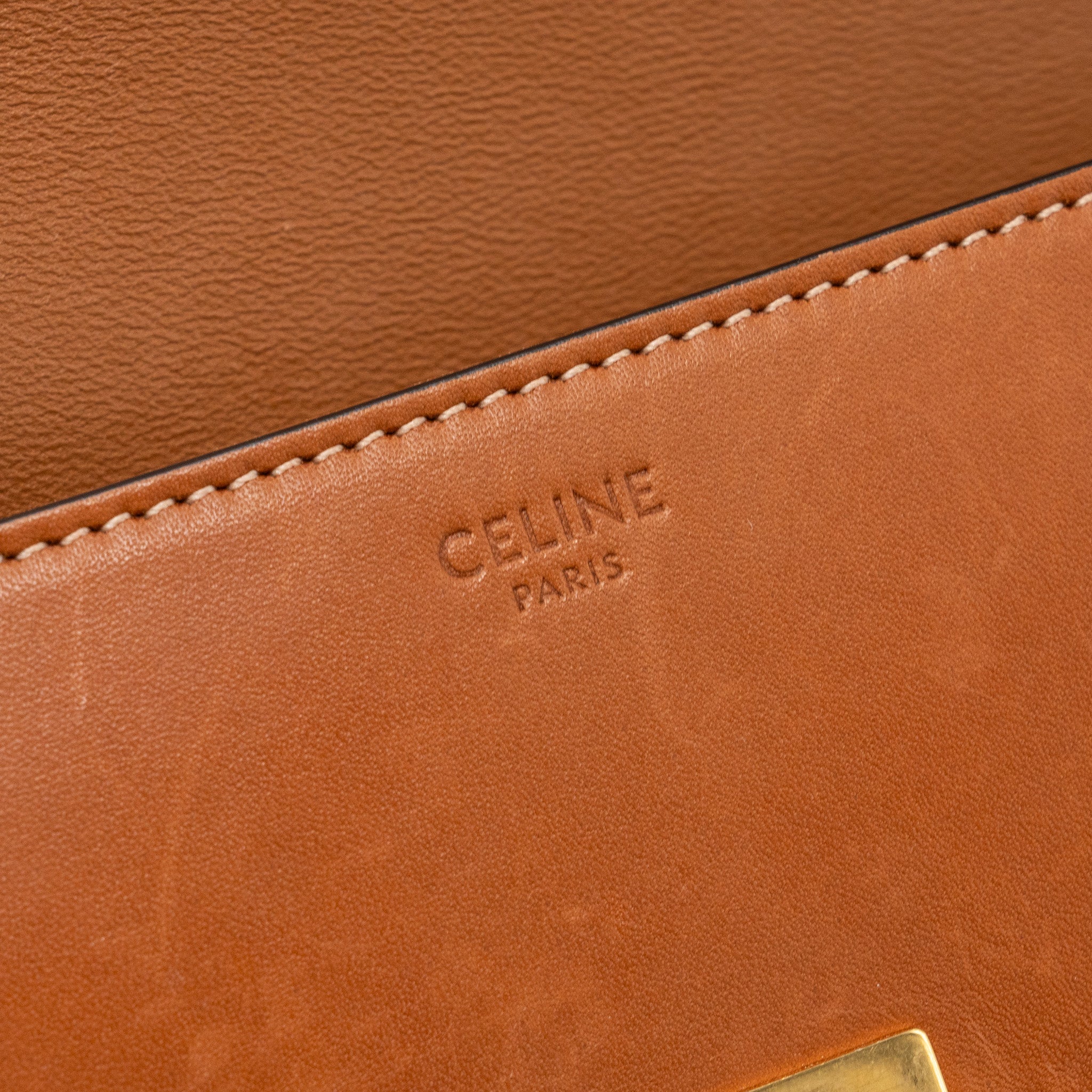 CELINE TRIOMPHE SHOULDER BAG NATURAL CALFSKIN TAN GHW