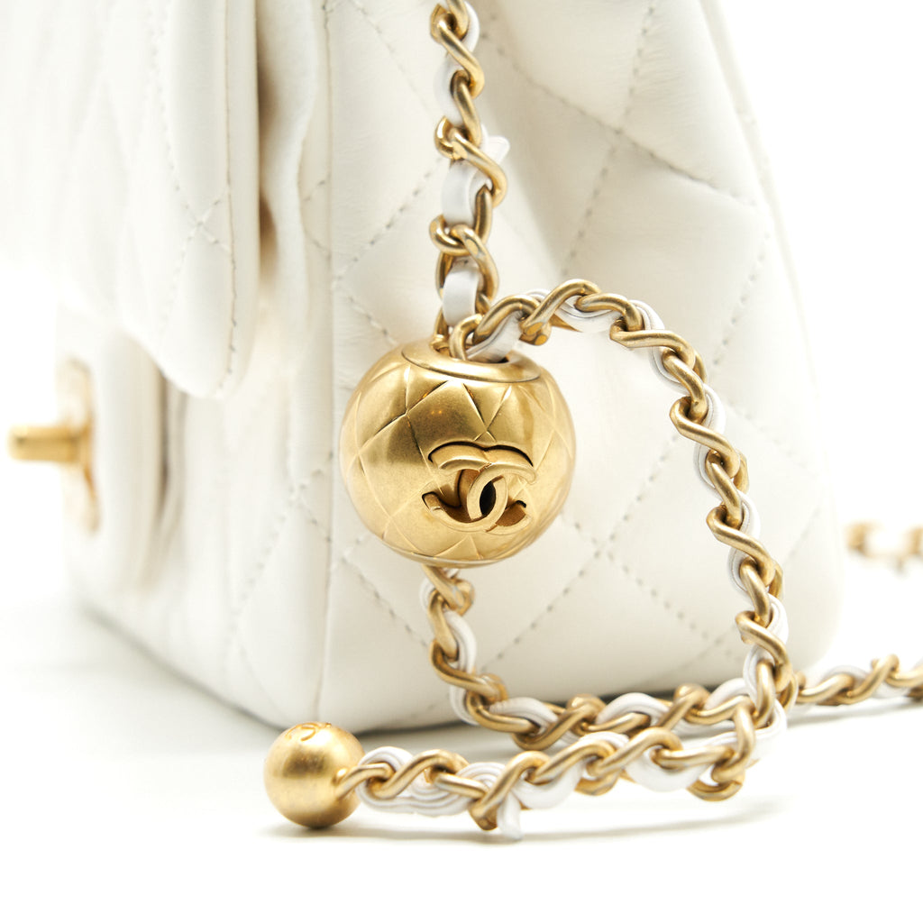 CHANEL 21B PEARL CRUSH SQUARE MINI FLAP BAG WHITE GHW
